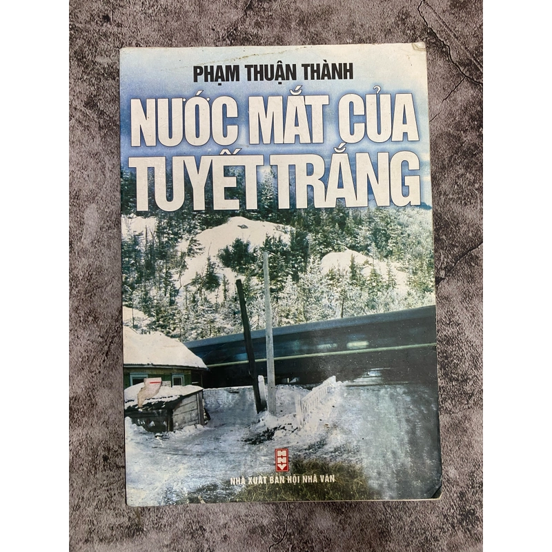 Nước Mắt Của Tuyết Trắng (Văn học Việt Nam) AB