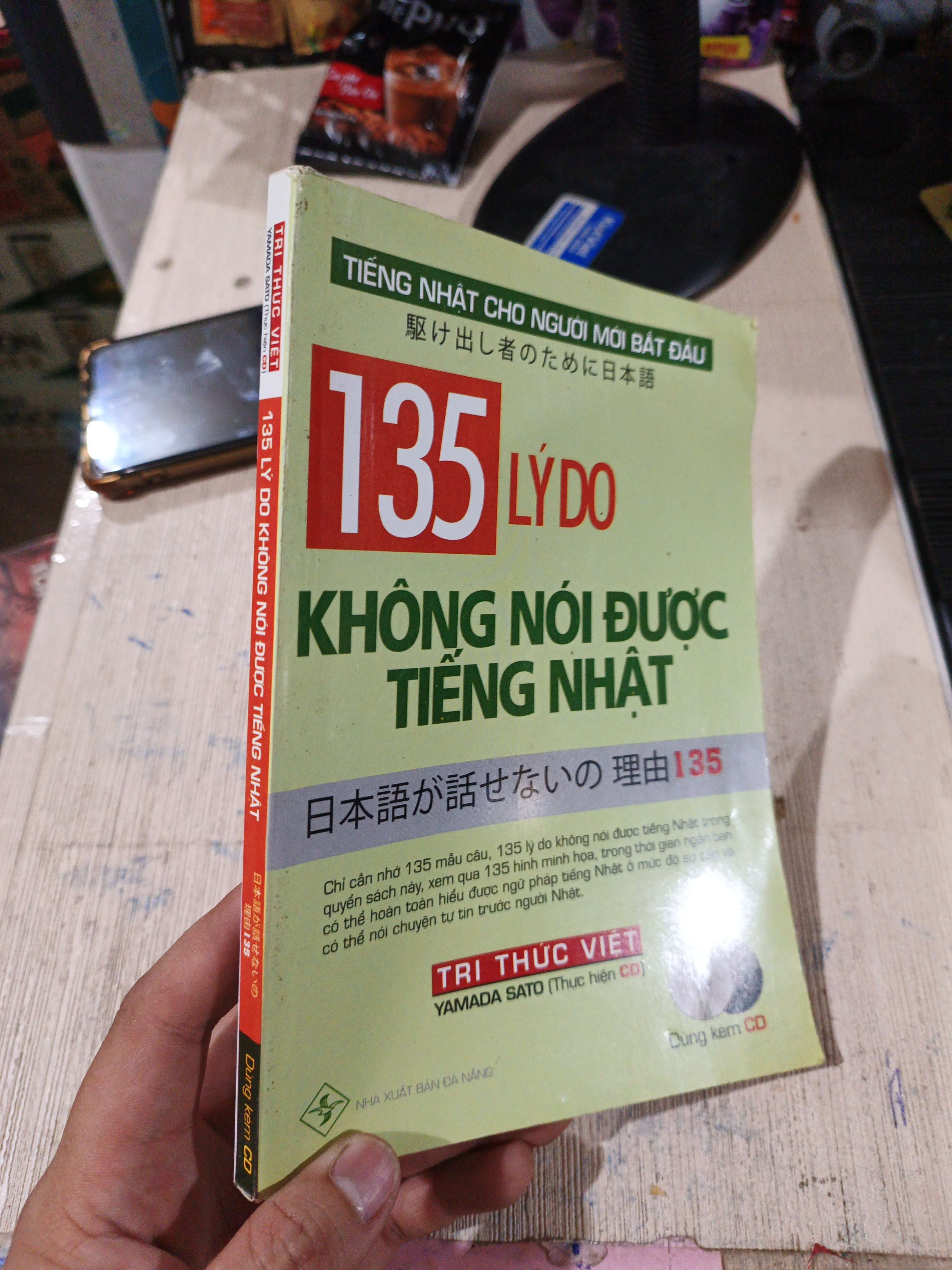 135 Lý Do Không Nói Được Tiếng Nhật Tiếng Nhật Cho Người Mới Bắt Đầu - Yamada Sato 2011 mới 90% (Sách học tiếng Nhật) HCM.TN