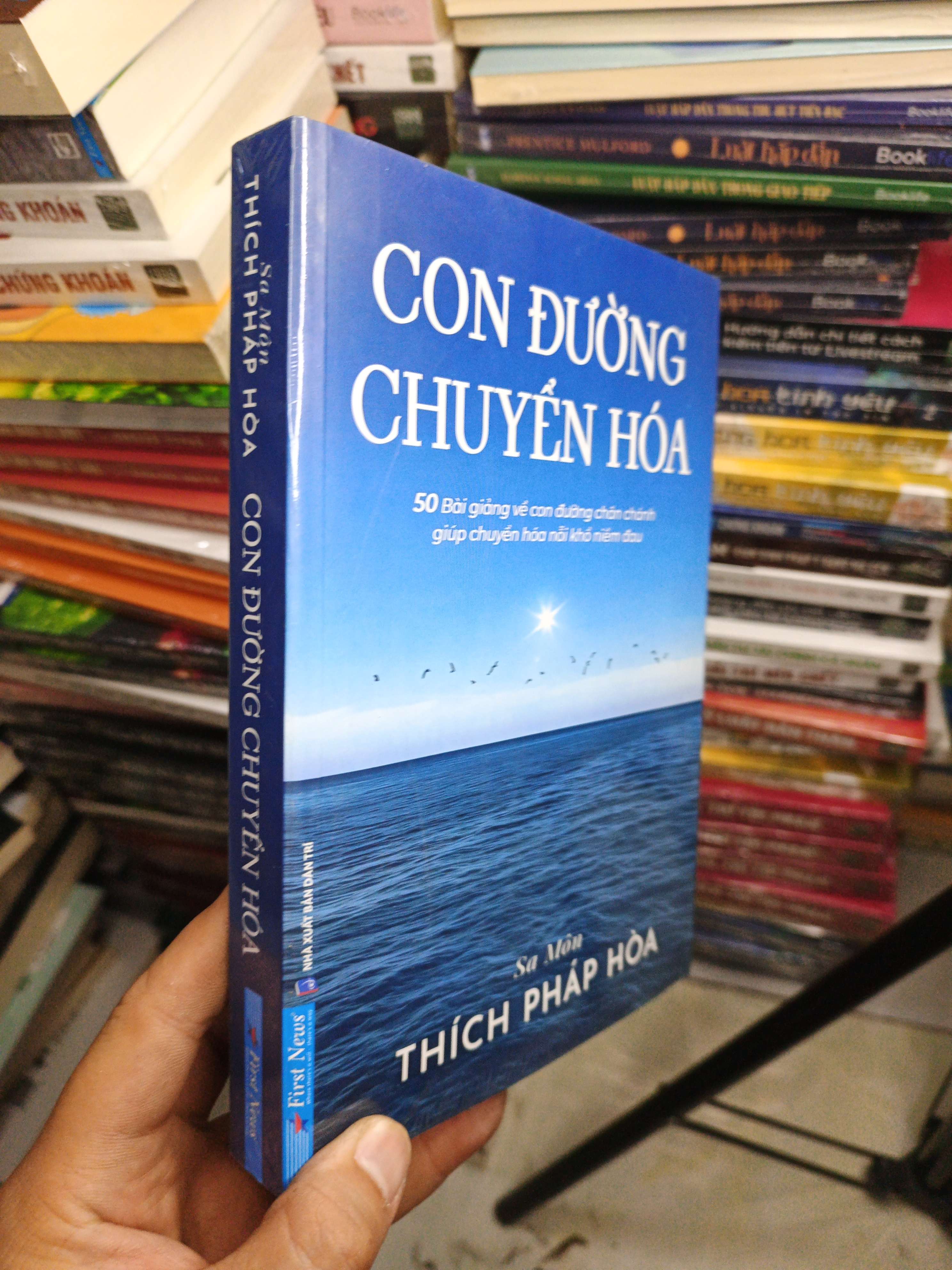 Con Đường Chuyển Hóa - Thích Pháp Hòa mới 100% (Sách tôn giáo - tâm linh) NENA