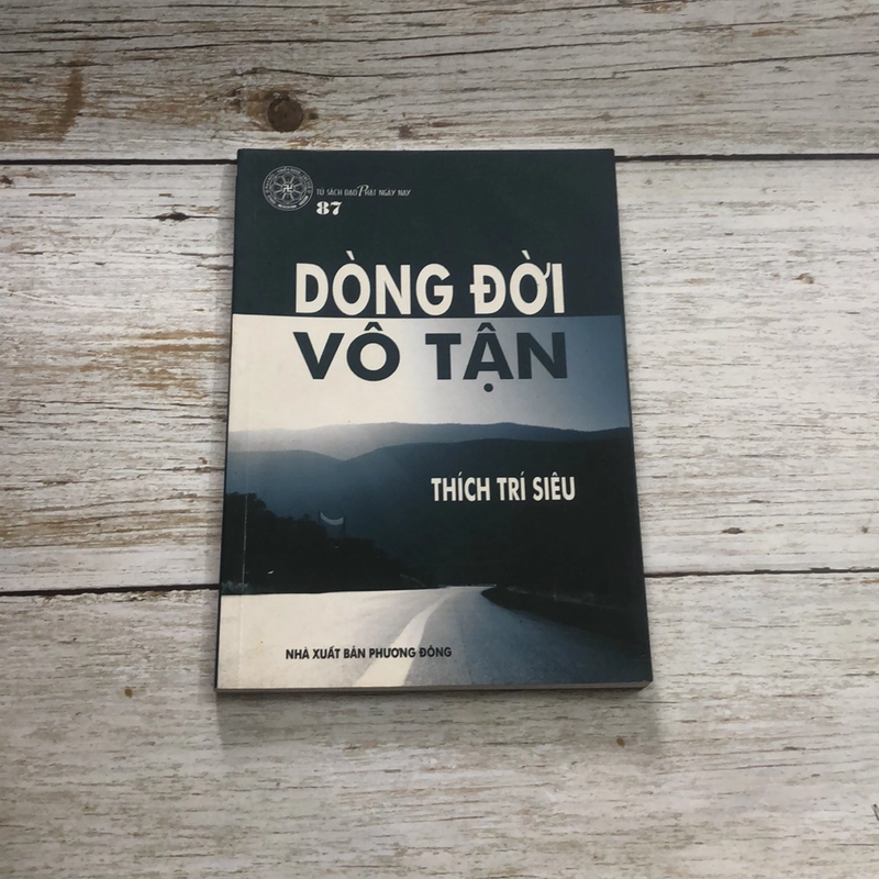 Sách Dòng Đời Vô Tận - Thích Trí Siêu (Sách tôn giáo - tâm linh) AB