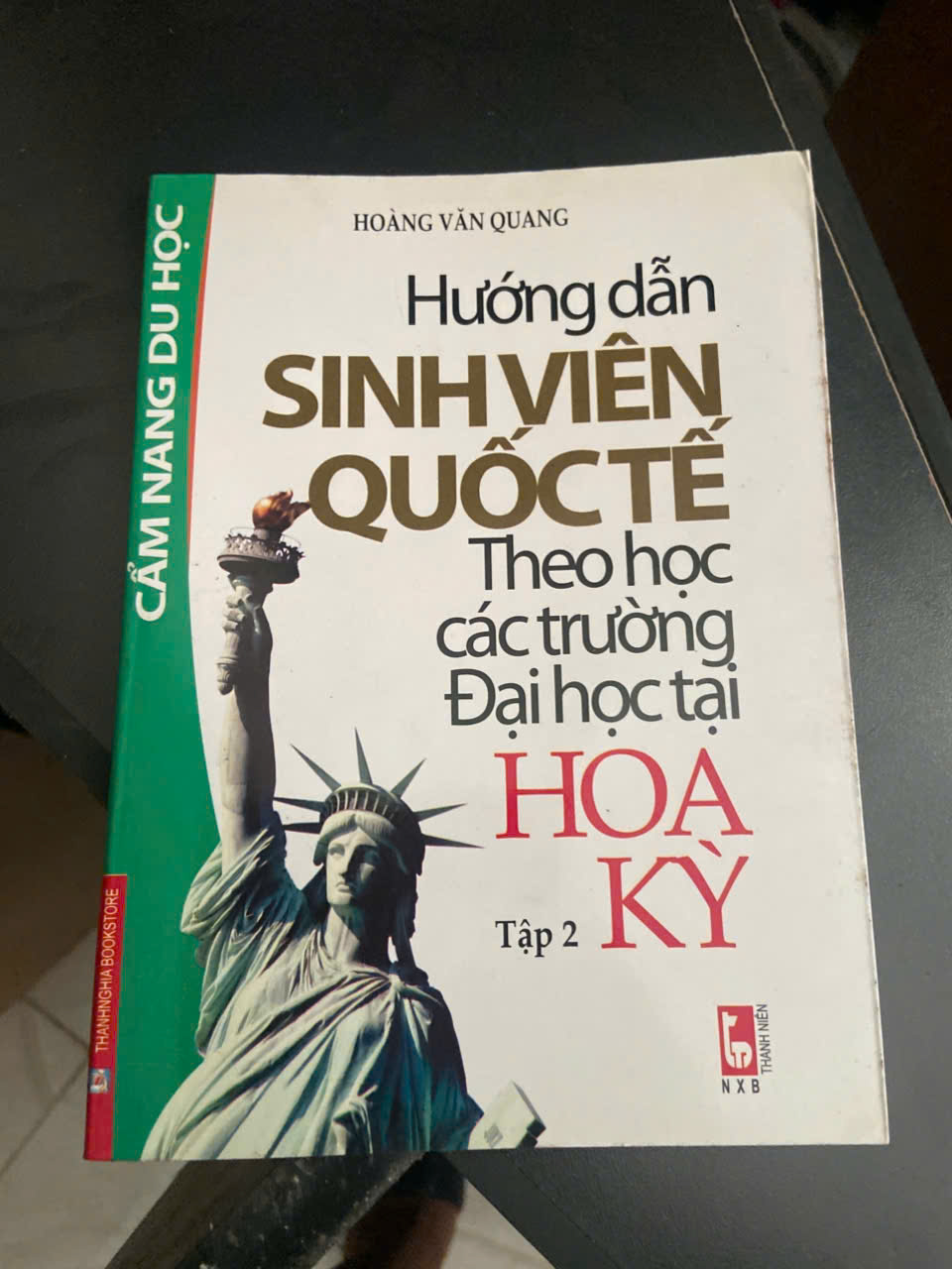 Hướng dẫn sinh viên Quốc tế theo học các trường Đại học tại Hoa Kỳ tập 2 - Hoàng Văn Quang (Sách tự học tiếng Anh) VAVO