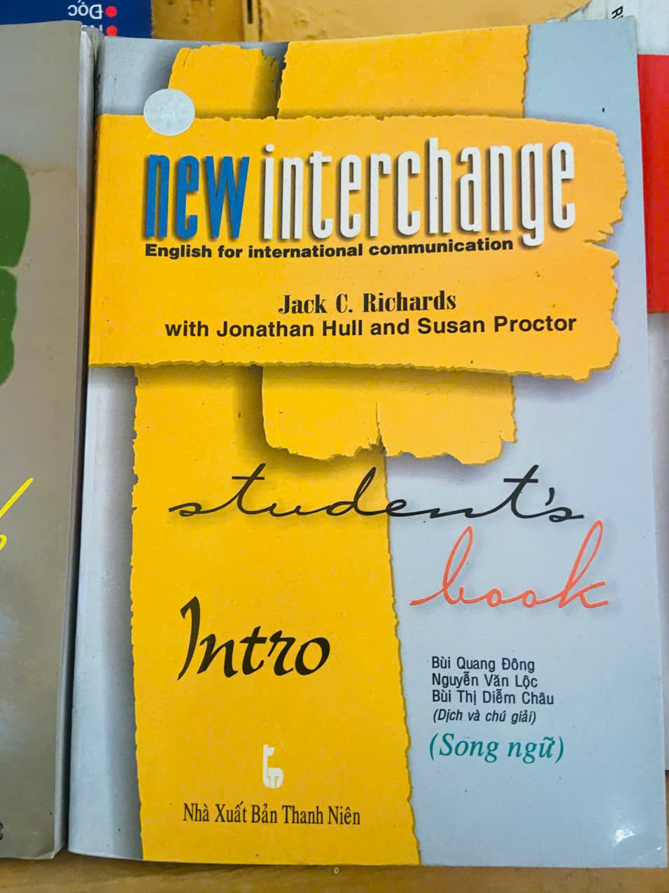 New Interchange Student's Book Intro - Jack C.Richard (Sách tự học tiếng Anh) VAVO