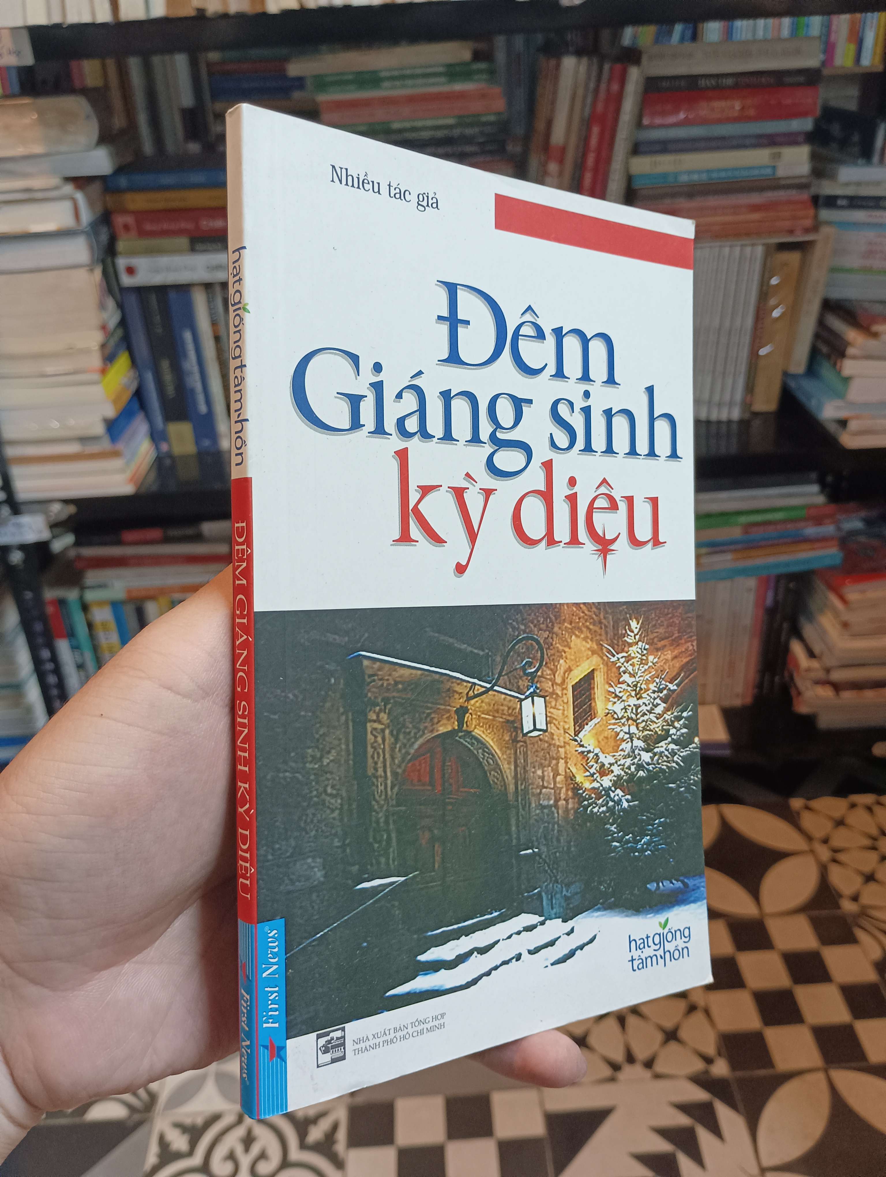 Đêm Giáng sinh kỳ diệu 2016 Mới 90% (Sách văn học) HTB