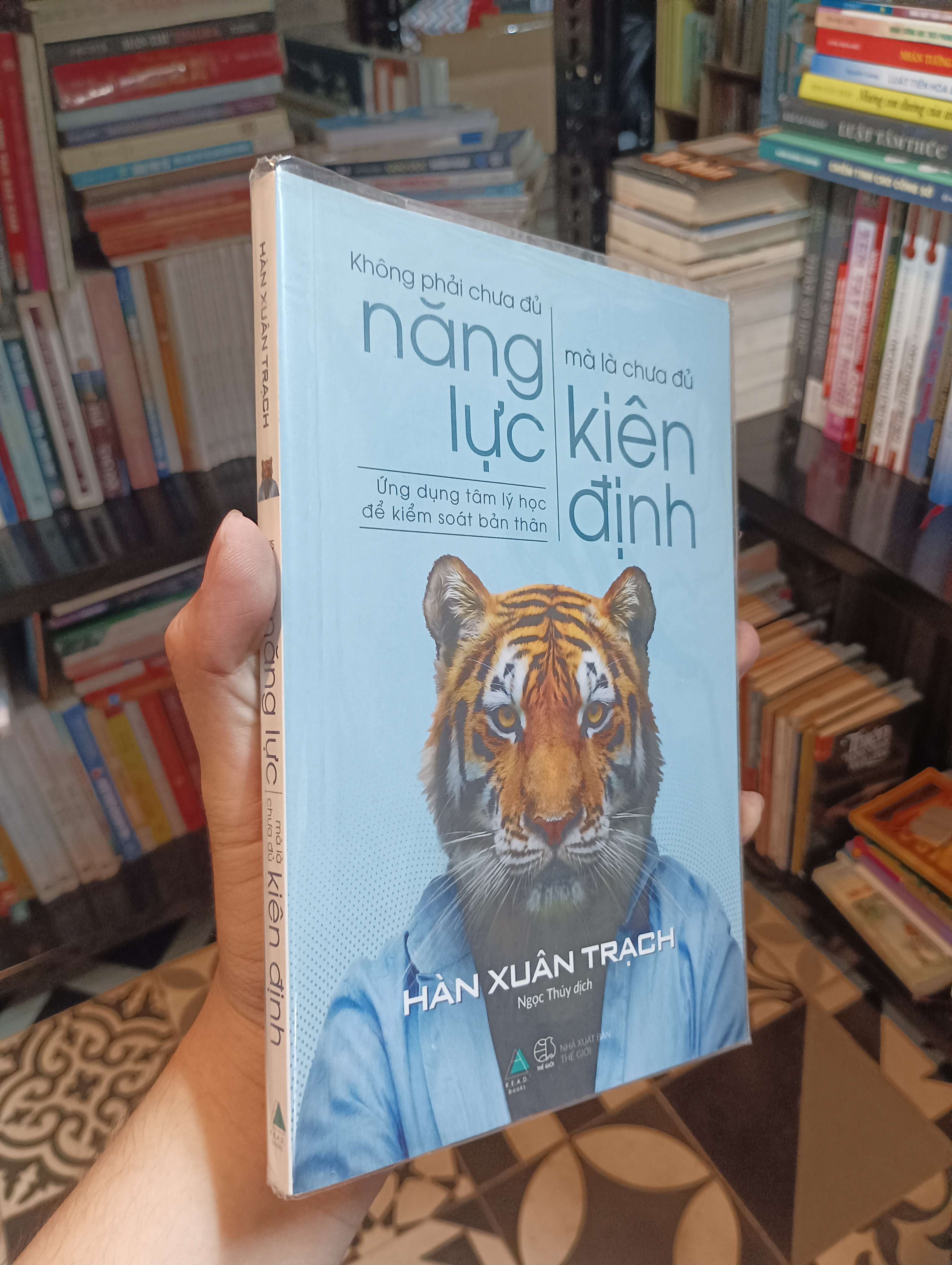 Không phải chưa đủ năng lực mà là chưa đủ kiên định - Hàn Xuân Trạch 2020 Mới 90% (Sách tâm lý học - giới tính) HTB