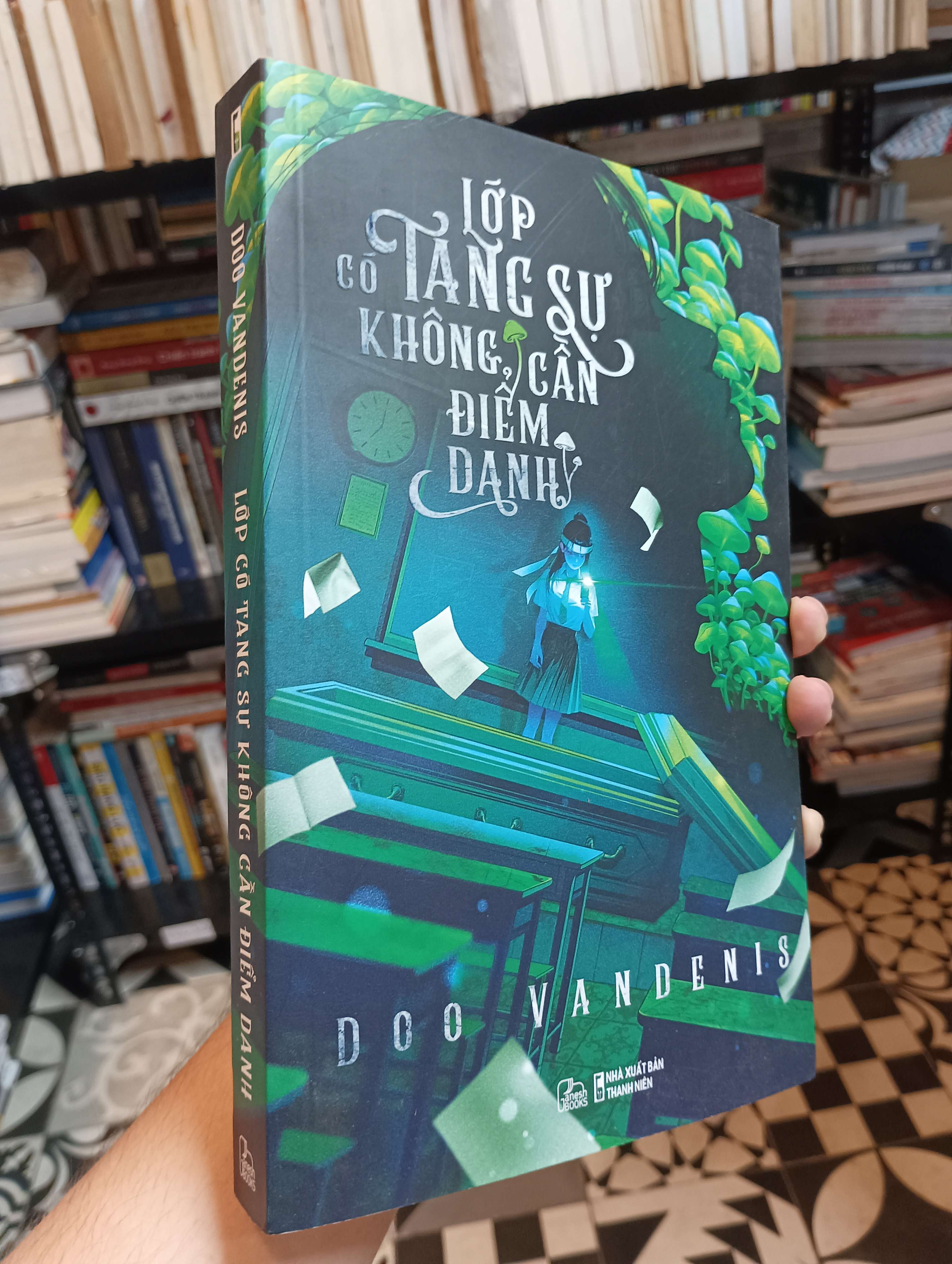Lớp Có Tang Sự Không Cần Điểm Danh - Doo Vandenis 2024 Mới 90% (Sách văn học) HTB