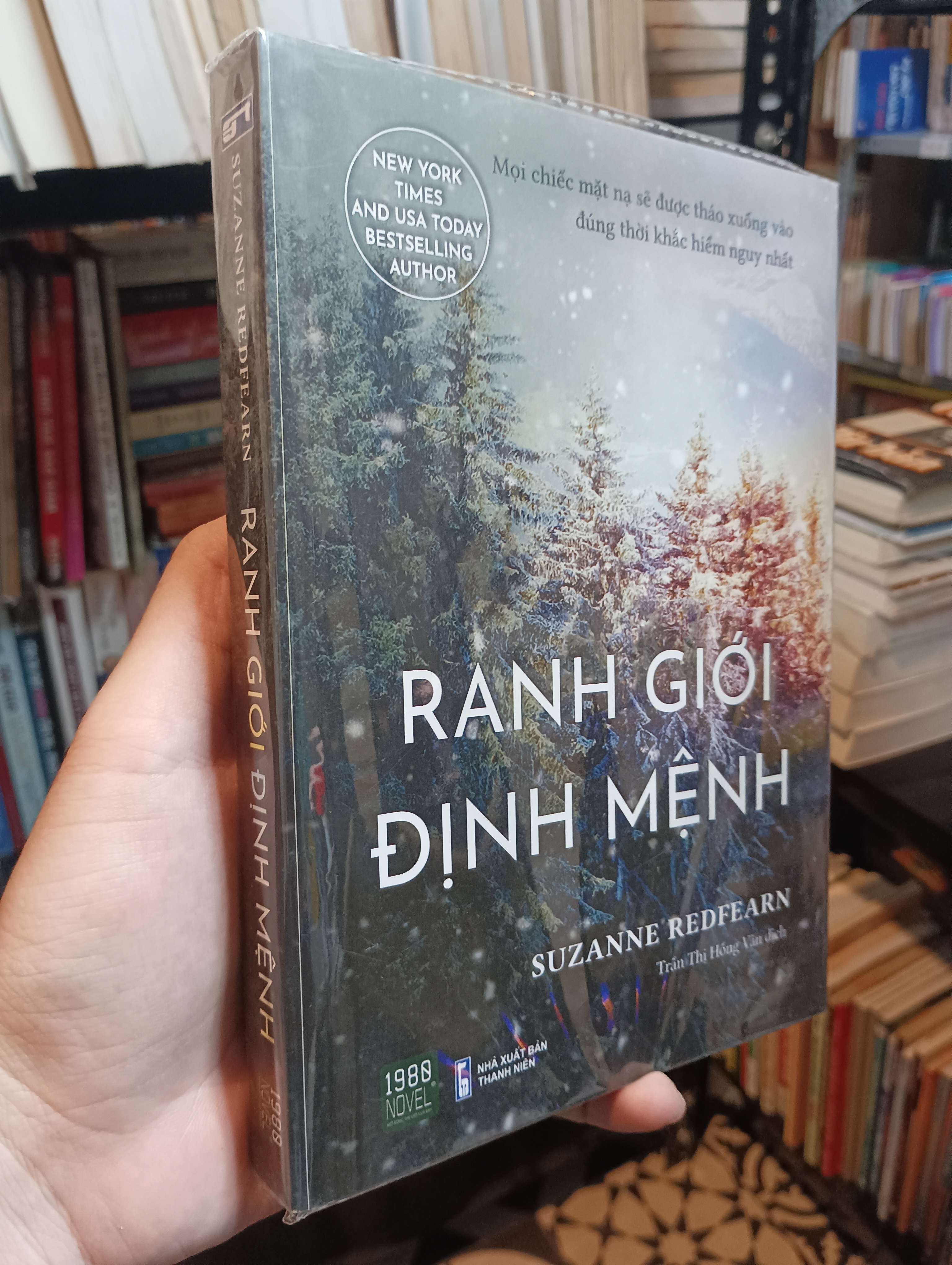 Ranh giới định mệnh - Suzanne Redfearn 2021 Mới 90% (Tiểu Thuyết) HTB