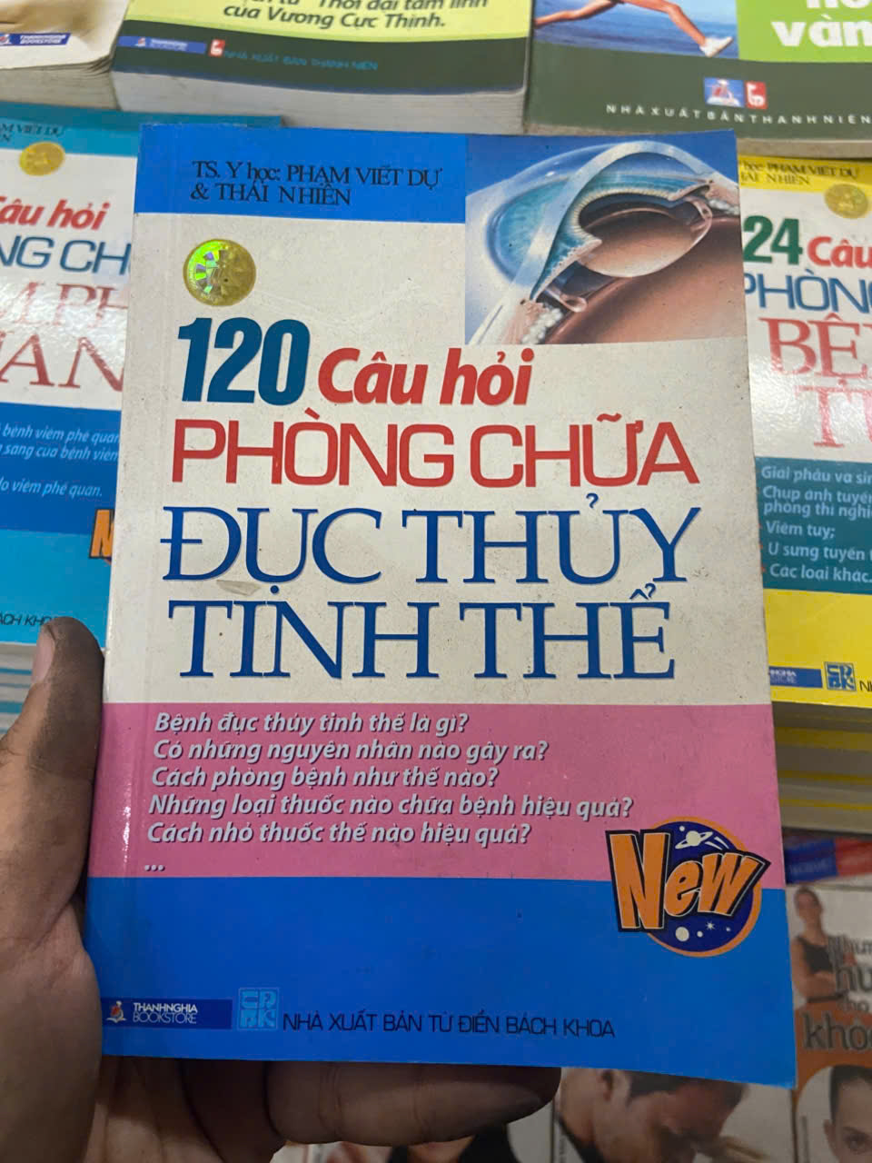 120 câu hỏi phòng chữa đục thuỷ tinh thể (Sách Y học - Sức khỏe - Thể thao) VAVO