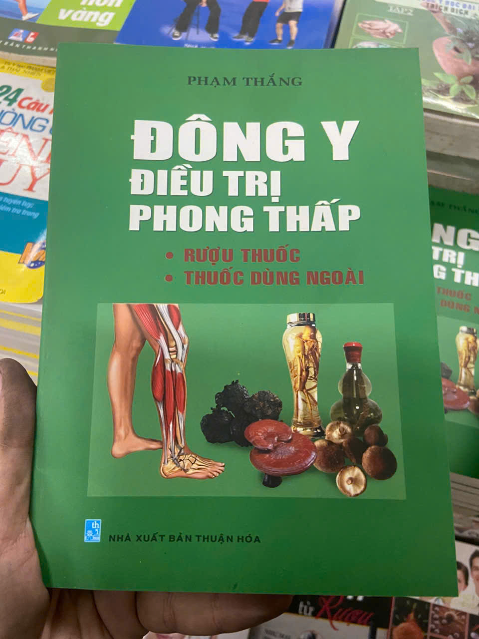 Đông Y điều trị phong thấp - Phạm Thắng (Sách Y học - Sức khỏe - Thể thao) VAVO