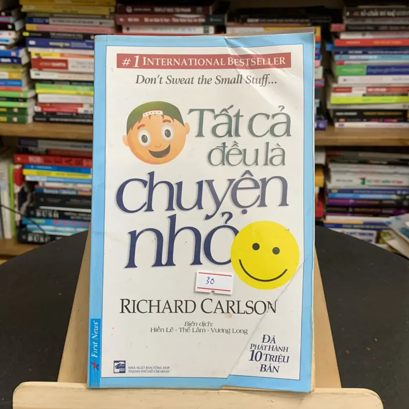 Tất cả đều là chuyện nhỏ-Sách bán chạy (Sách văn học) AB
