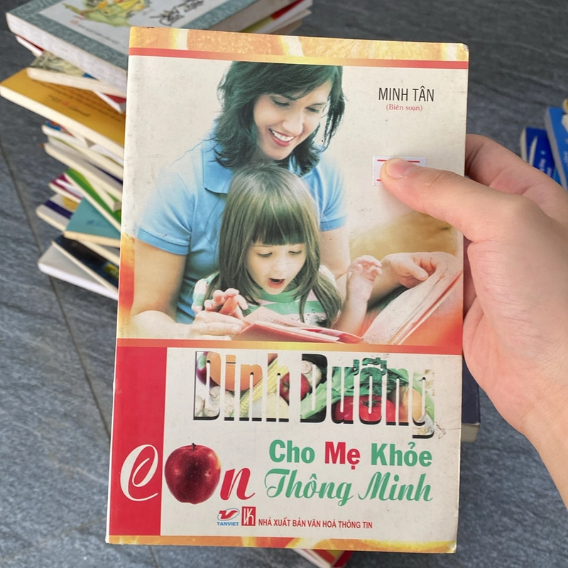 Dinh dưỡng cho mẹ khỏe con thông minh – Minh Tân biên soạn (Sách Y học - Sức khỏe - Thể thao) AB