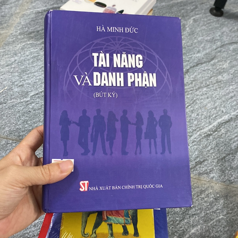 Sách bút ký tài năng và danh phận – Hà Minh Đức (Văn học Việt Nam) AB
