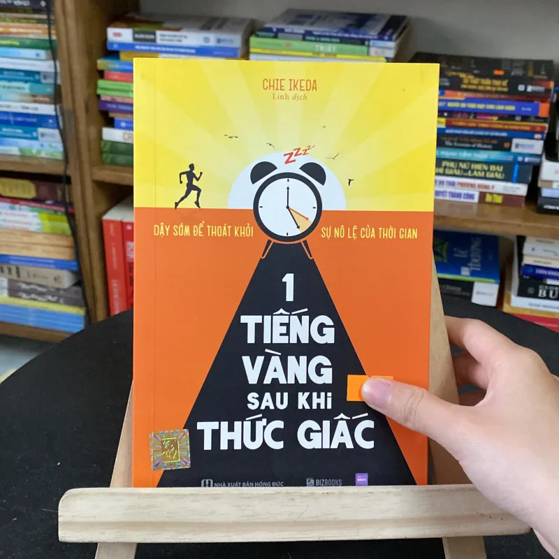 1 tiếng vàng sau khi thức giấc - tác giả Chie Ikeda (Sách lịch sử - triết học) AB