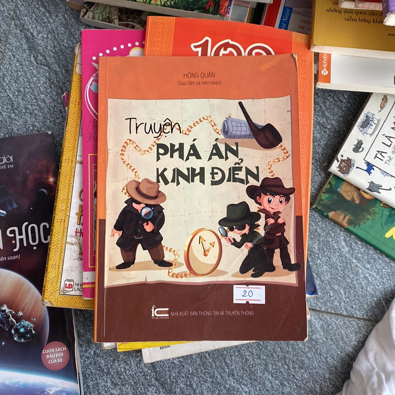 Truyện phá án kinh điển (Sách truyện) AB