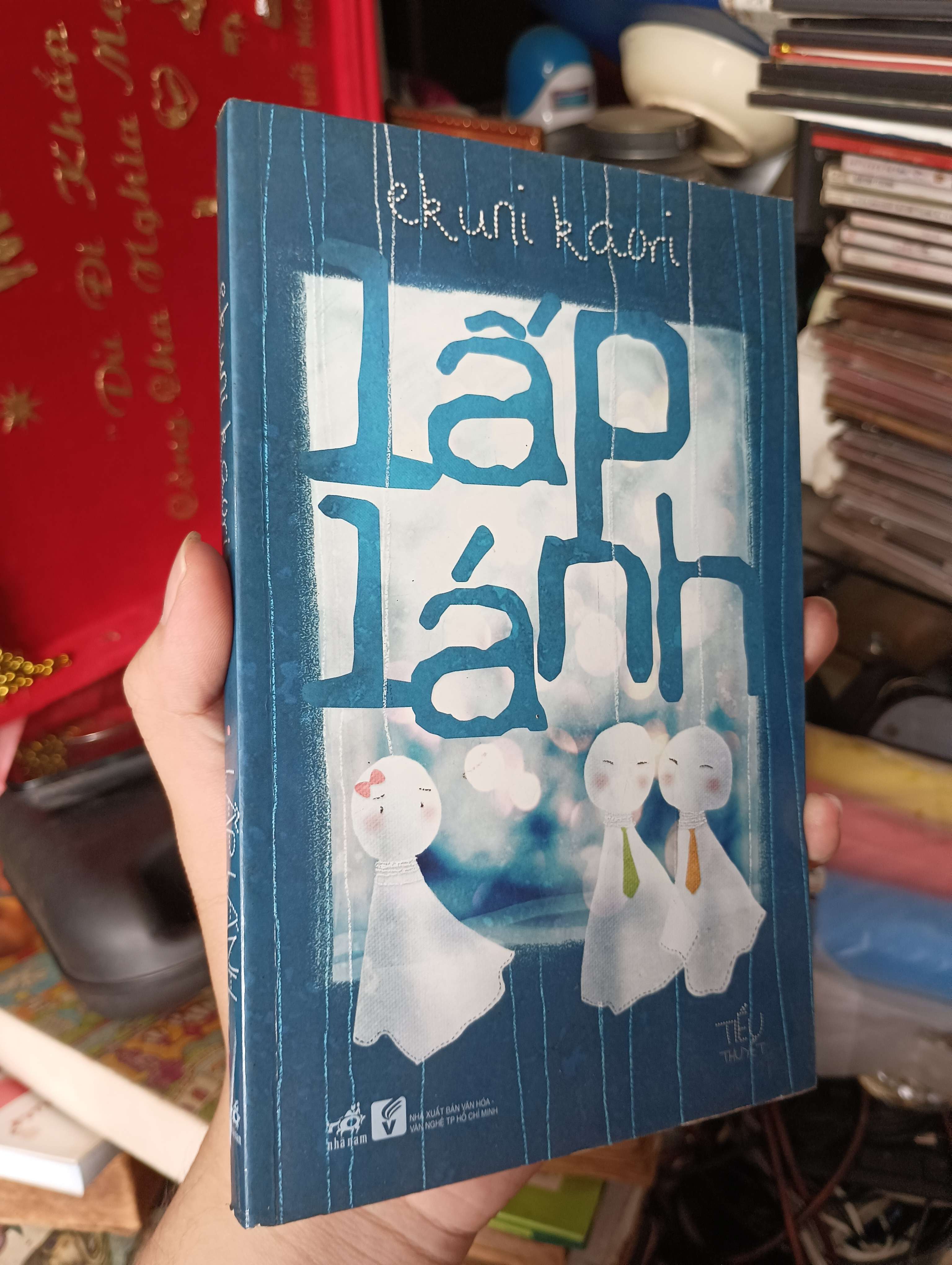 Lấp lánh - Ekuni Kaori 2012 (Tiểu Thuyết) KSX