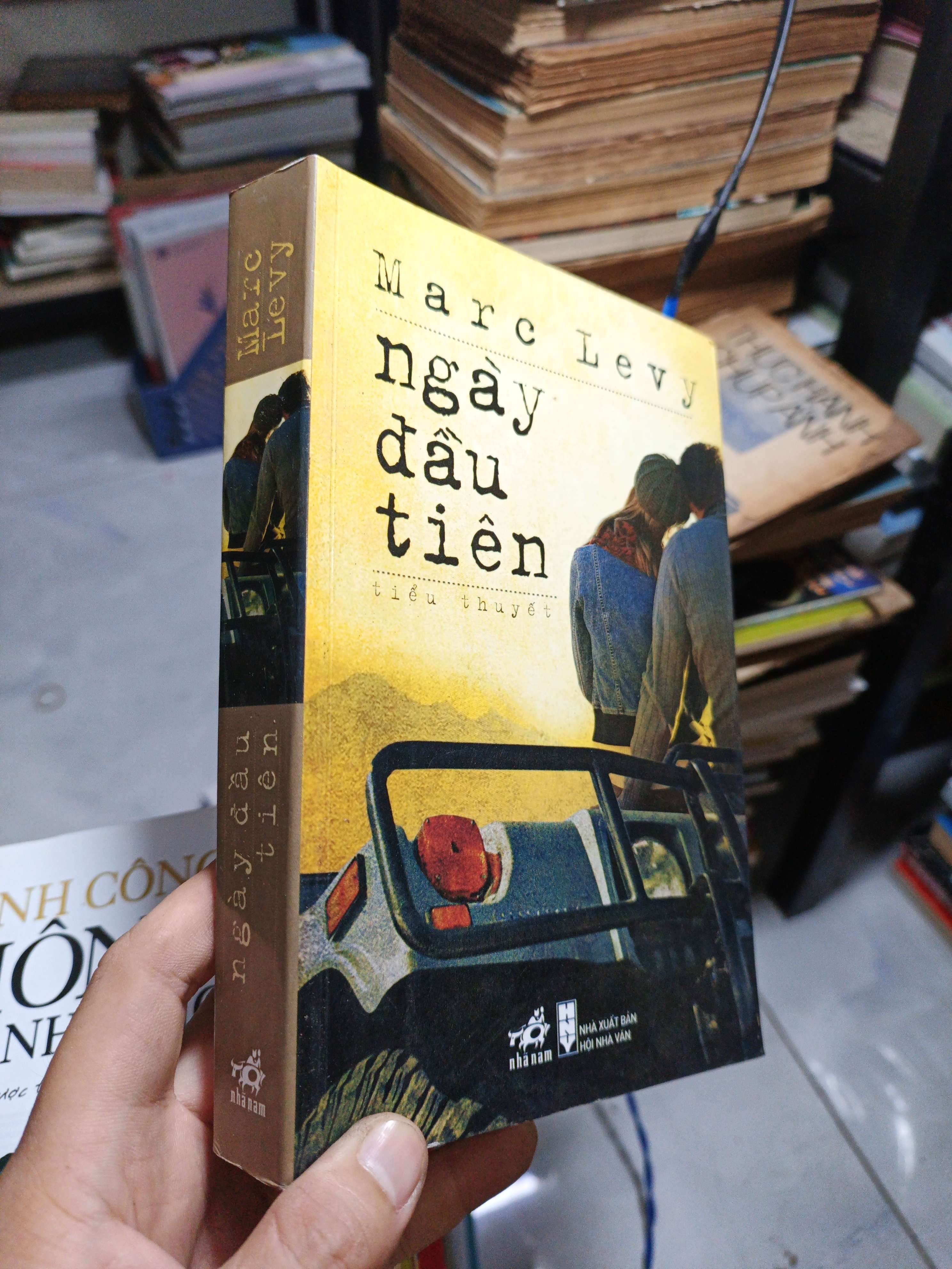 Ngày Đầu Tiên - Marc Levy 2011 mới 90% (Sách văn học) HCM