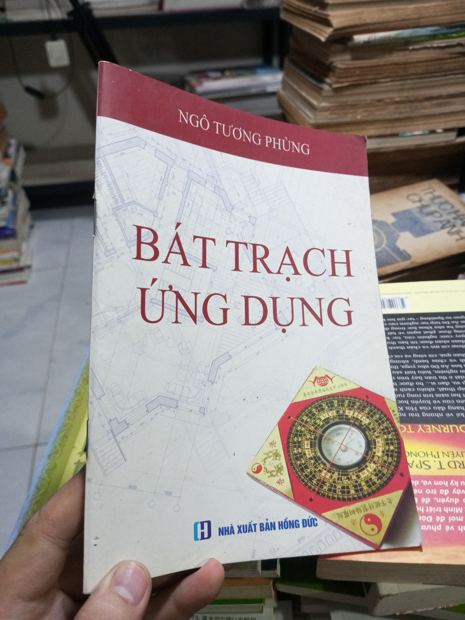 Bát Trạch Ứng Dụng - Ngô Tưởng Phùng 2020 mới 90% (Sách tôn giáo - tâm linh) HCM