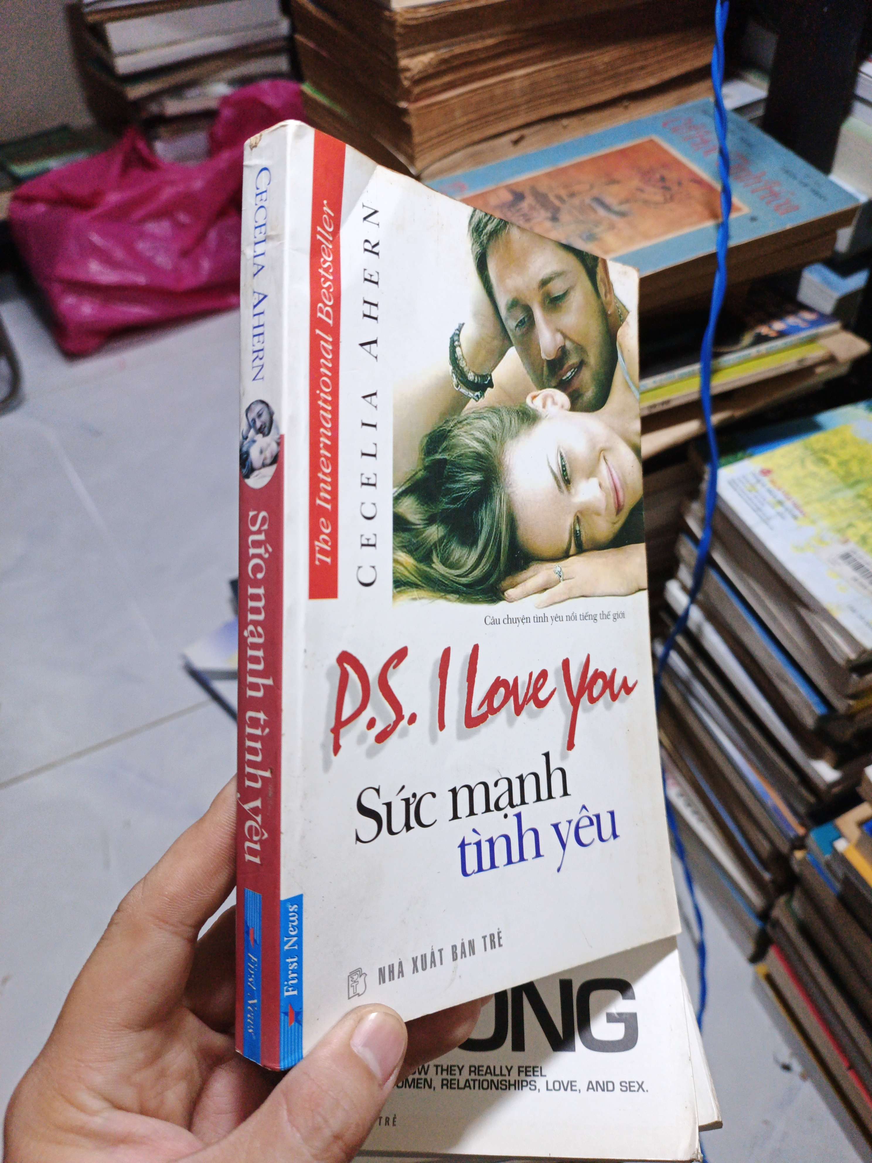 P.S. I Love You Sức Mạnh Tình Yêu - Cecelia Ahern 2008 mới 90% ố nhẹ (Sách văn học) HCM