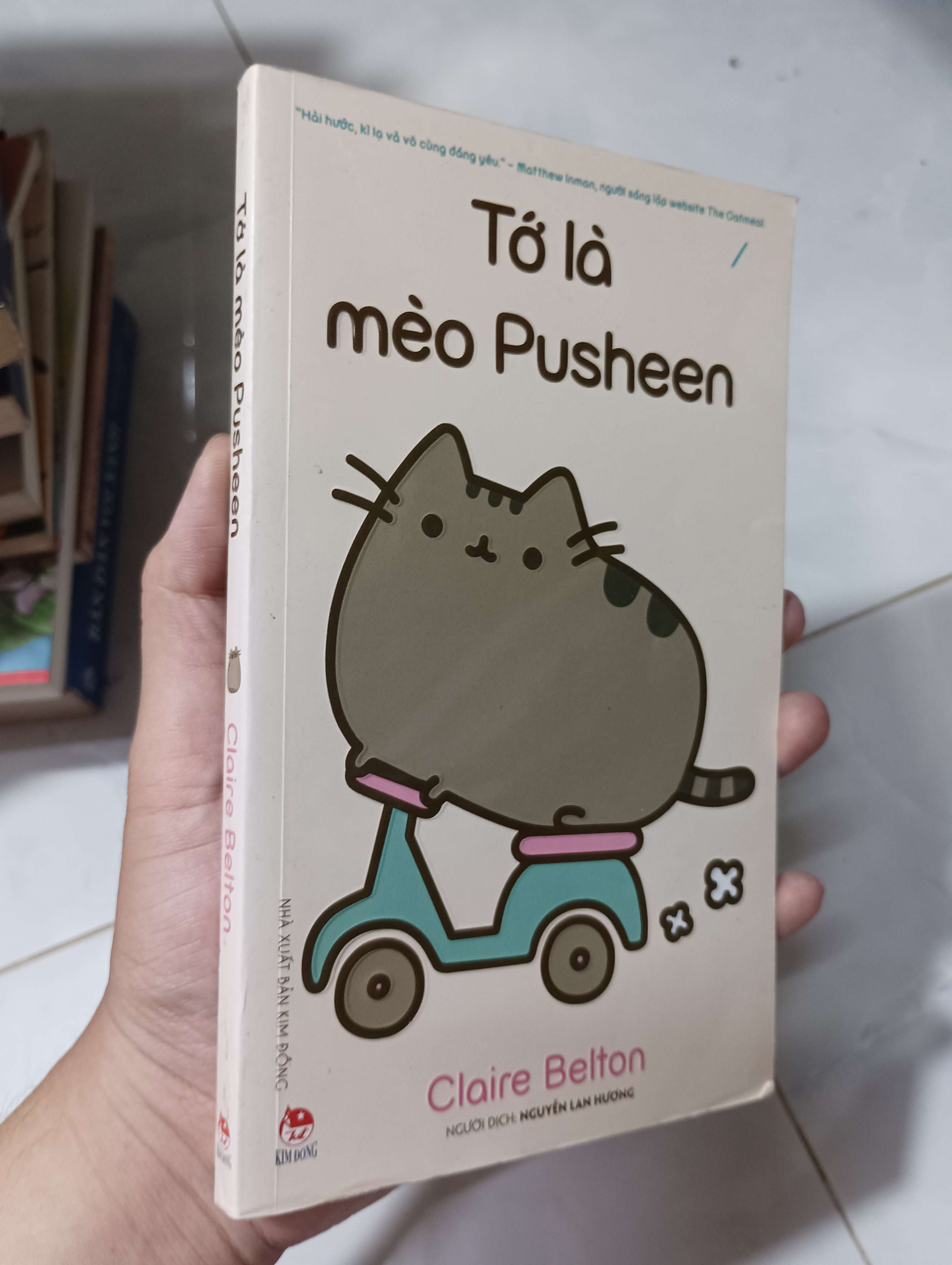 Tớ là mèo Pusheen - Claire Belton 2015 80% (Truyện tranh ) HCM