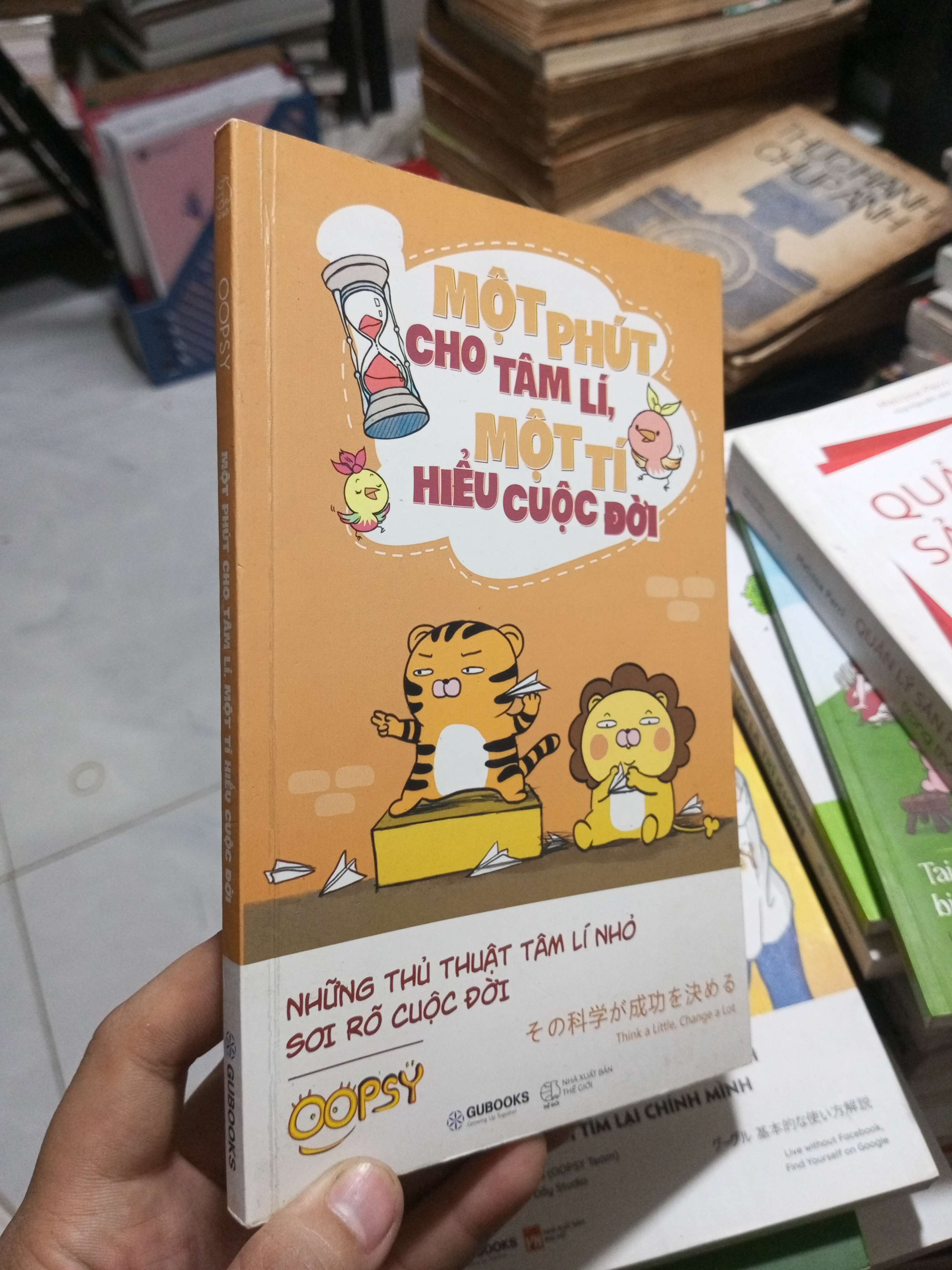 Một Phút Cho Tâm Lí, Một Tí Hiểu Cuộc Đời - Oopsy 2018 mới 90% (Sách tâm lý học - giới tính) HCM