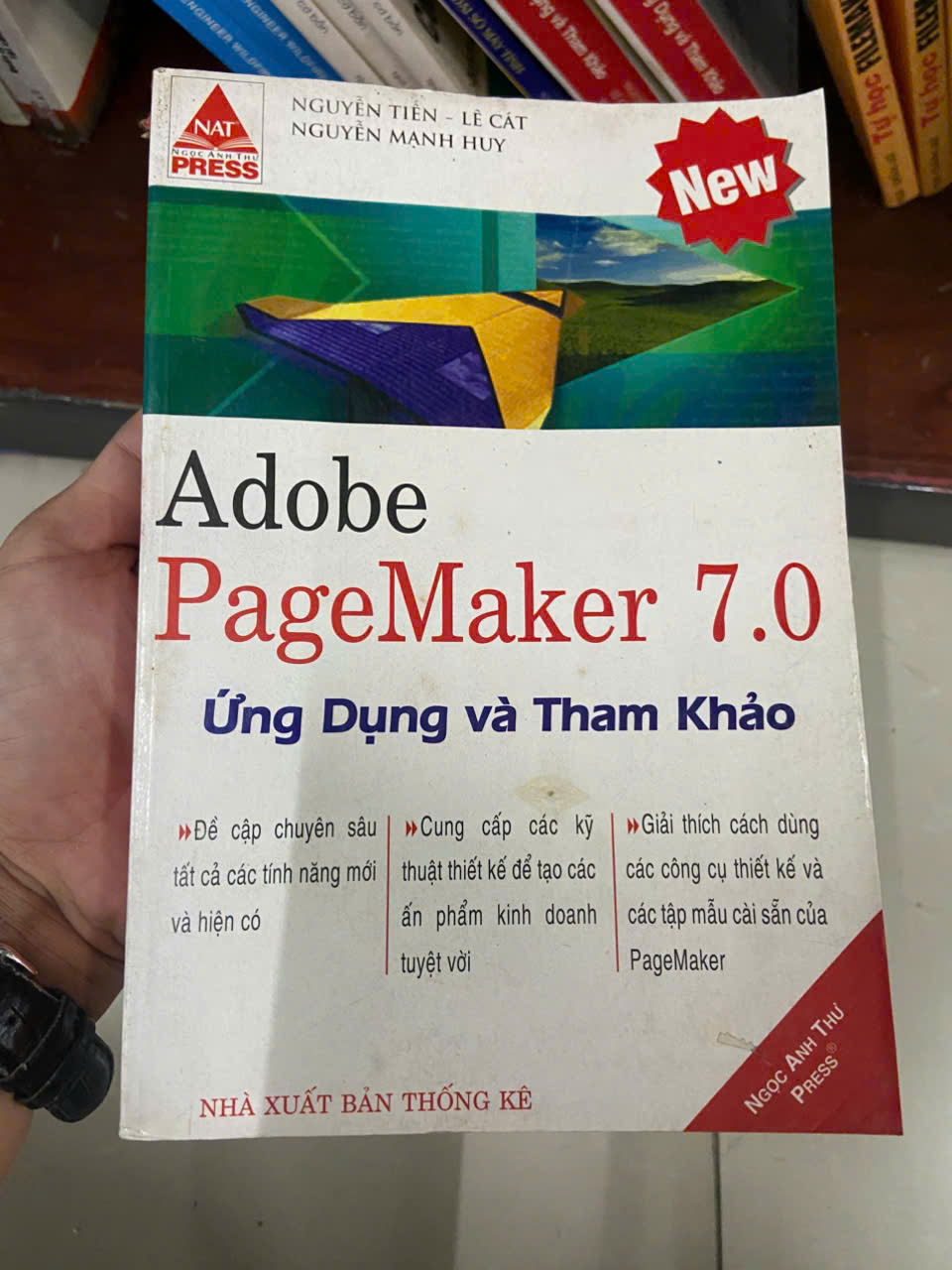 Adobe Pagemaker 7.0 Ứng dụng và tham khảo Mới 80% (Sách giáo khoa - giáo trình) VAVO