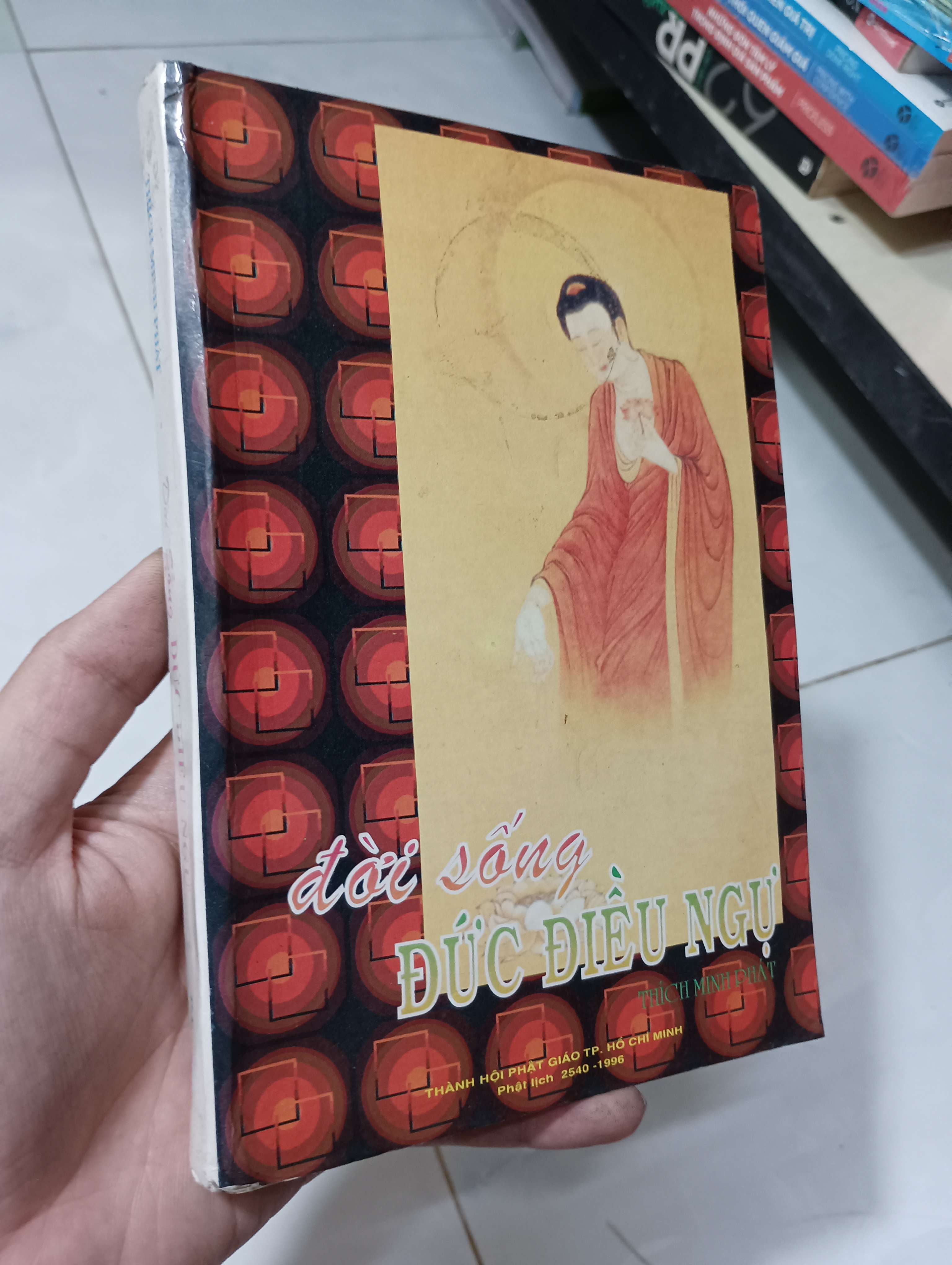 Đời sống Đức Điều Ngự - Thích Minh Phát 1996 80% ố (Sách tôn giáo - tâm linh) HLSC