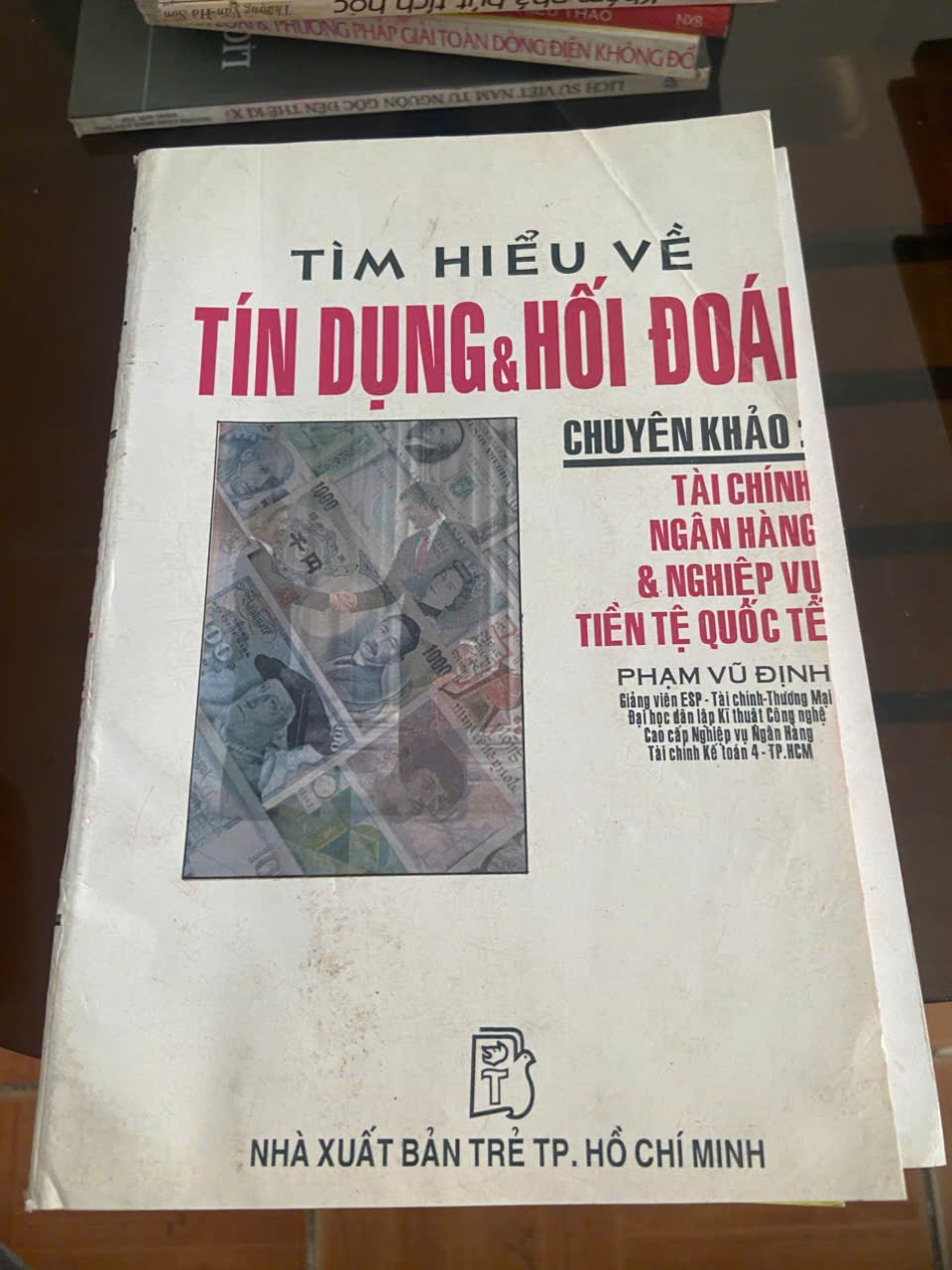 Tìm hiểu về tín dụng & hối đoái Mới 80% (Sách kinh tế - tài chính - chứng khoán) VAVO