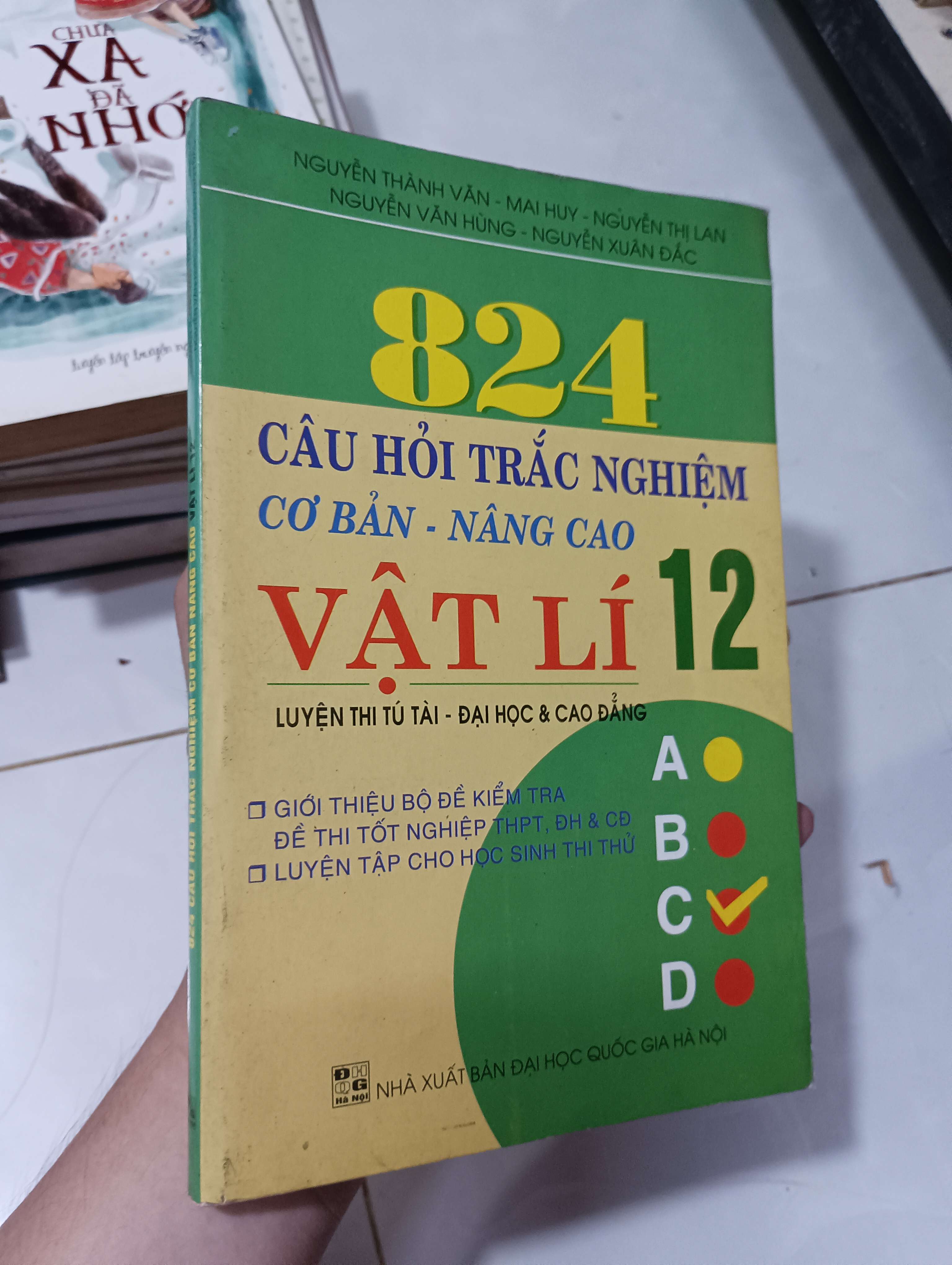824 câu hỏi trắc nghiệm cơ bản - nâng cao Vật lí 12 2008 80% ố (Tham khảo - luyện thi) HLSC