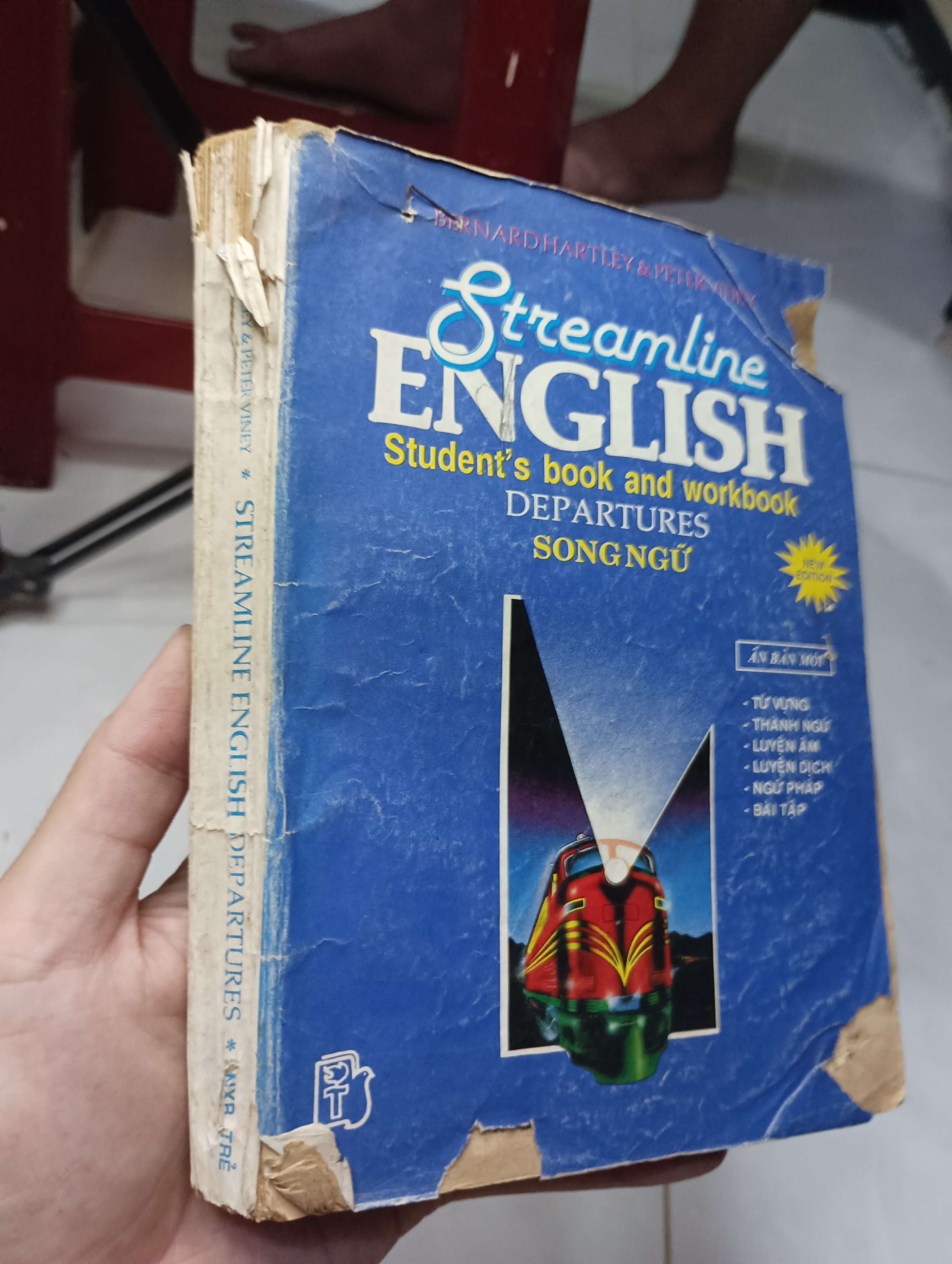 Streamline English - Student's book and workbook - Departures (Song ngữ) 70% bìa xấu gáy xấu (Sách học ngoại ngữ) HLSC