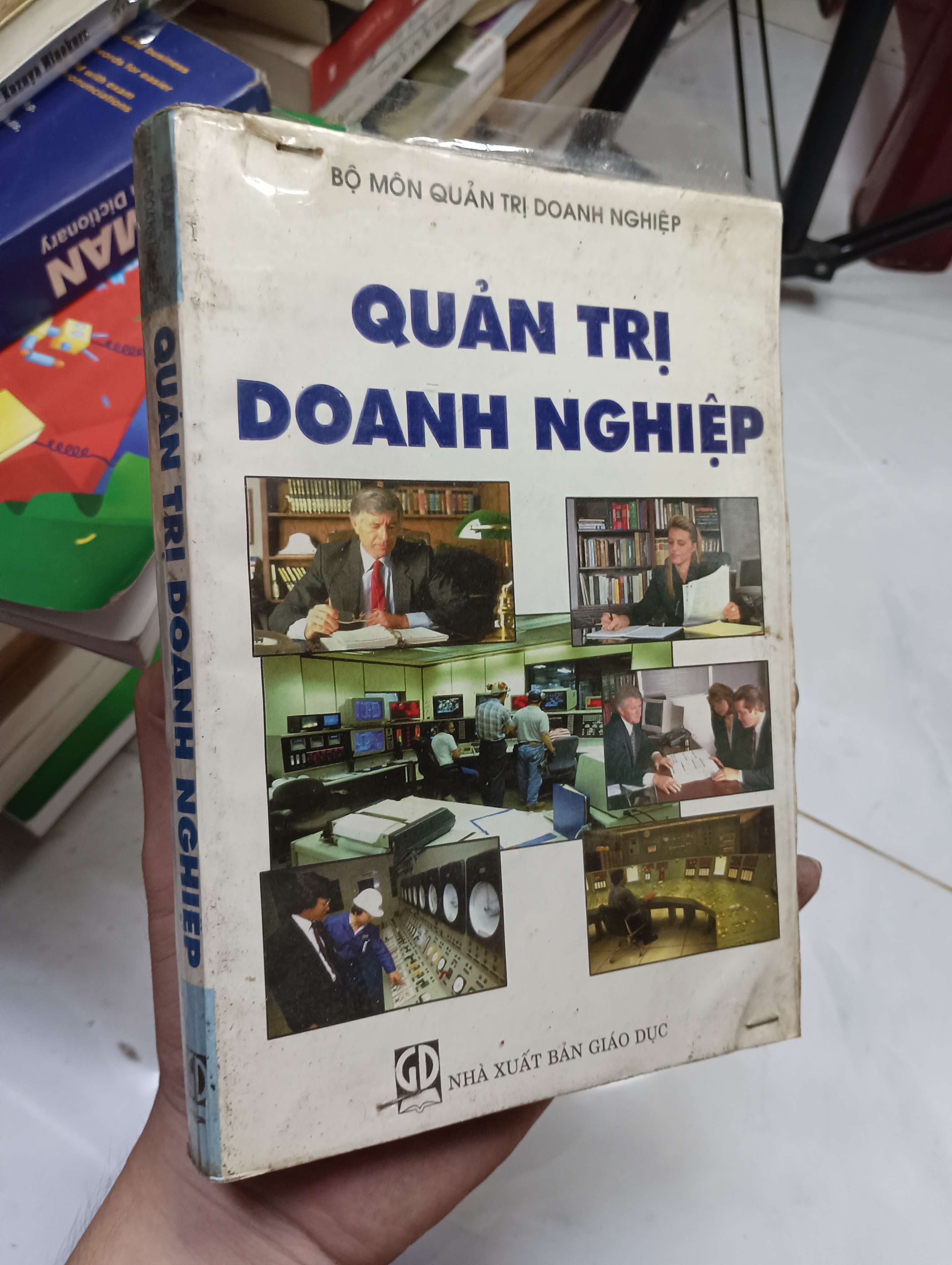 Quản trị doanh nghiệp 1998 70% ố (Sách kinh tế - tài chính - chứng khoán) HLSC