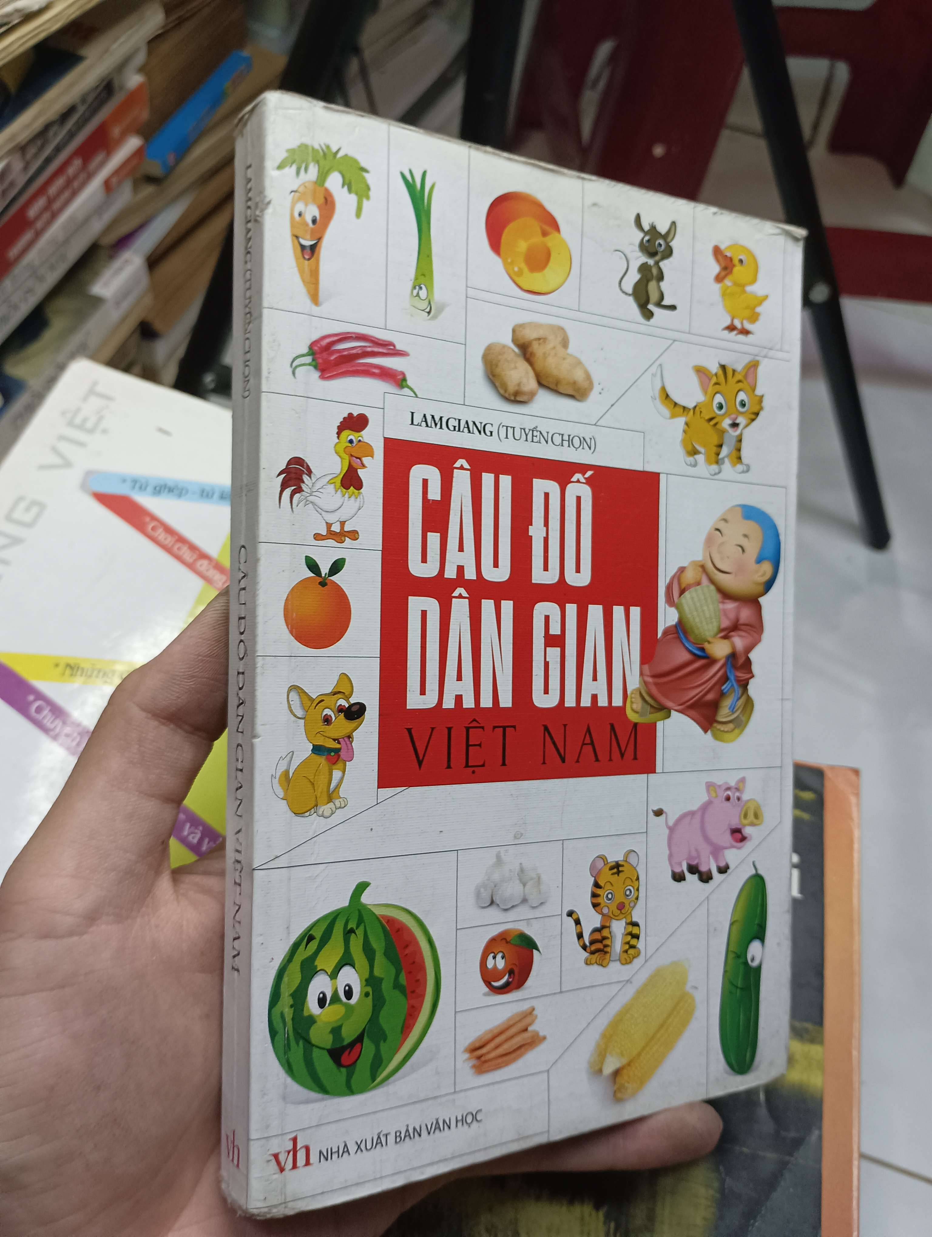 Câu đố dân gian Việt Nam - Lam Giang 2016 80% ố (Sách thiếu nhi) HLSC