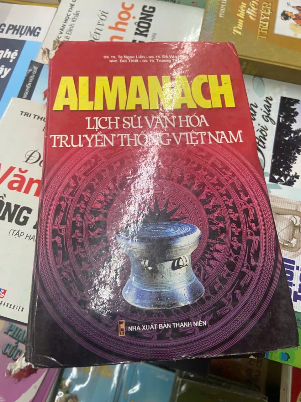 Almanach lịch sử văn hóa truyền thống Việt Nam Mới 80% (Sách lịch sử - triết học) VAVO