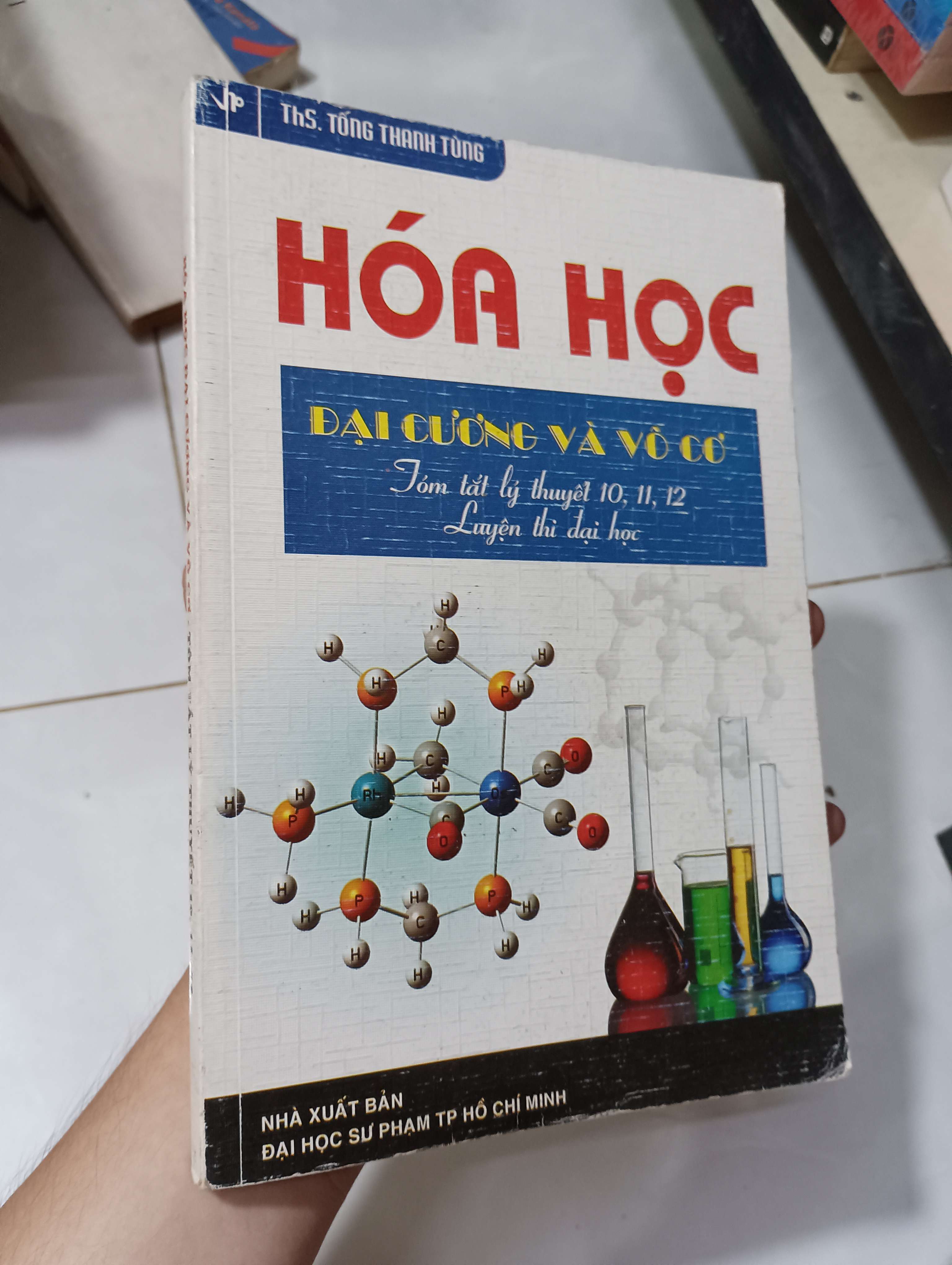 Hóa học - Đại cương và vô cơ (Tóm tắt lý thuyết 10, 11, 12 - Luyện thi đại học) 2011 80% (Tham khảo - luyện thi) HLSC
