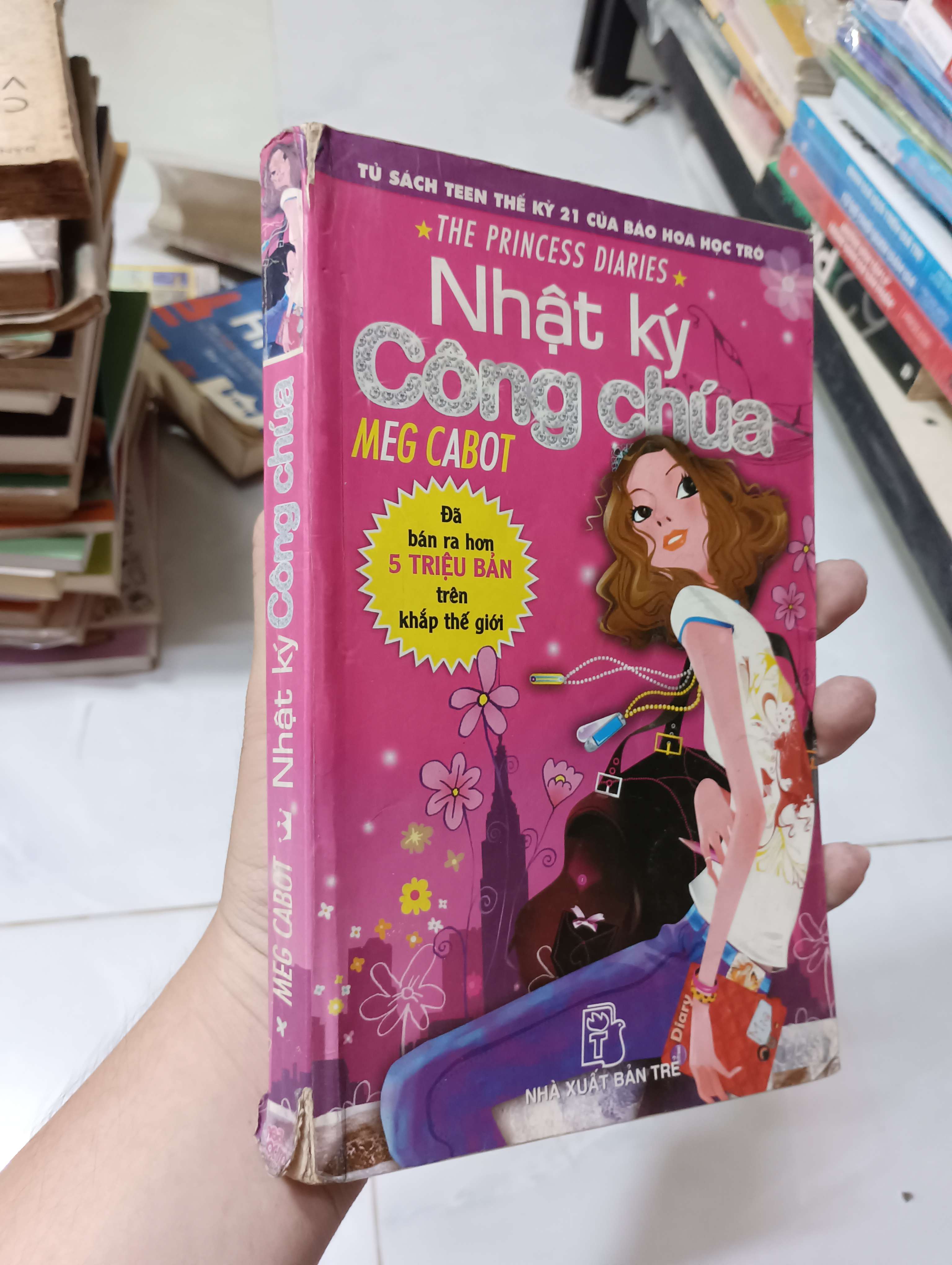 Nhật ký Công chúa (The Princess Diaries) - Meg Cabot 2007 80% (Sách văn học) HLSC