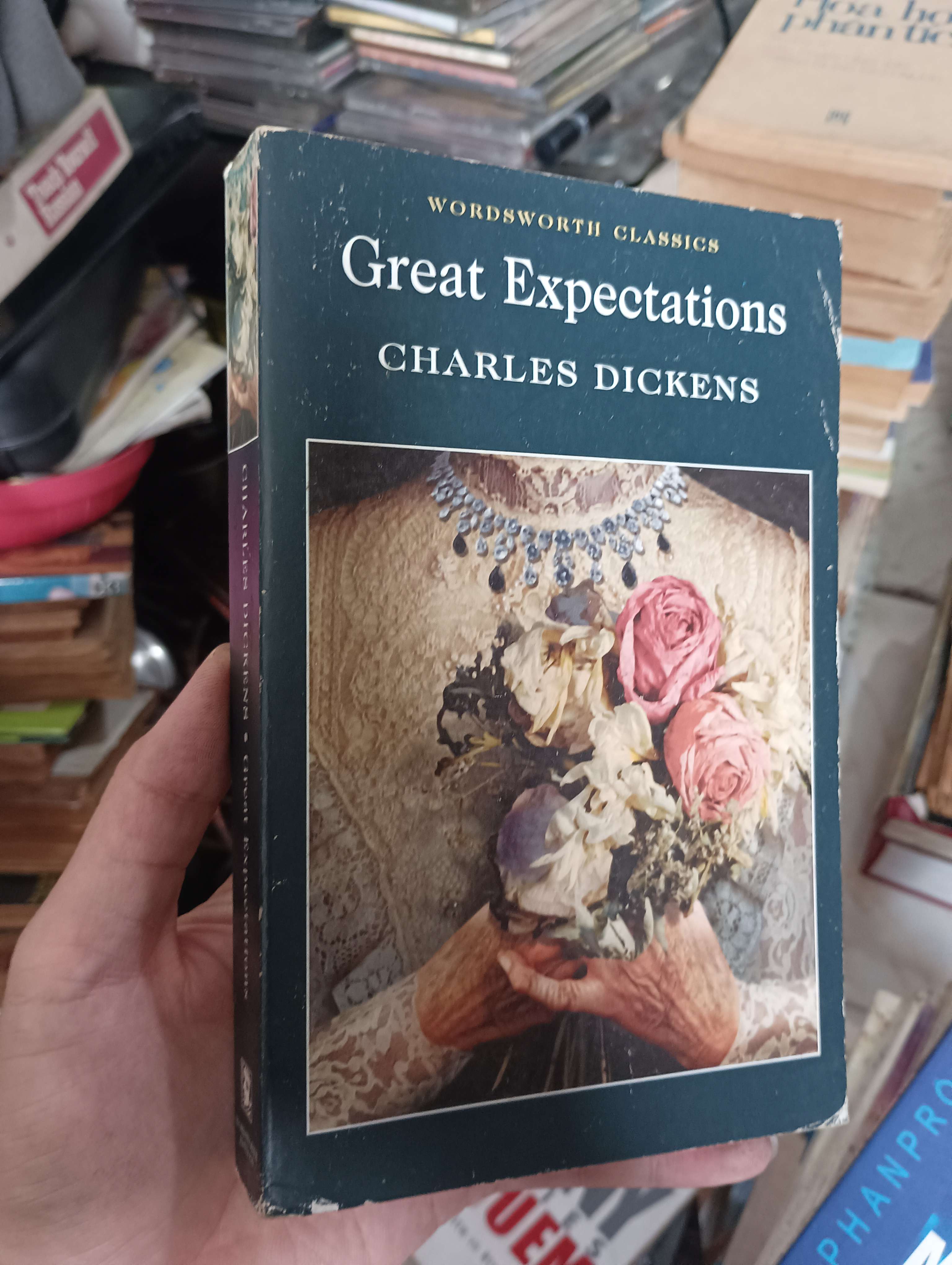 Great Expectations - Charles Dickens (Sách ngoại) KSX
