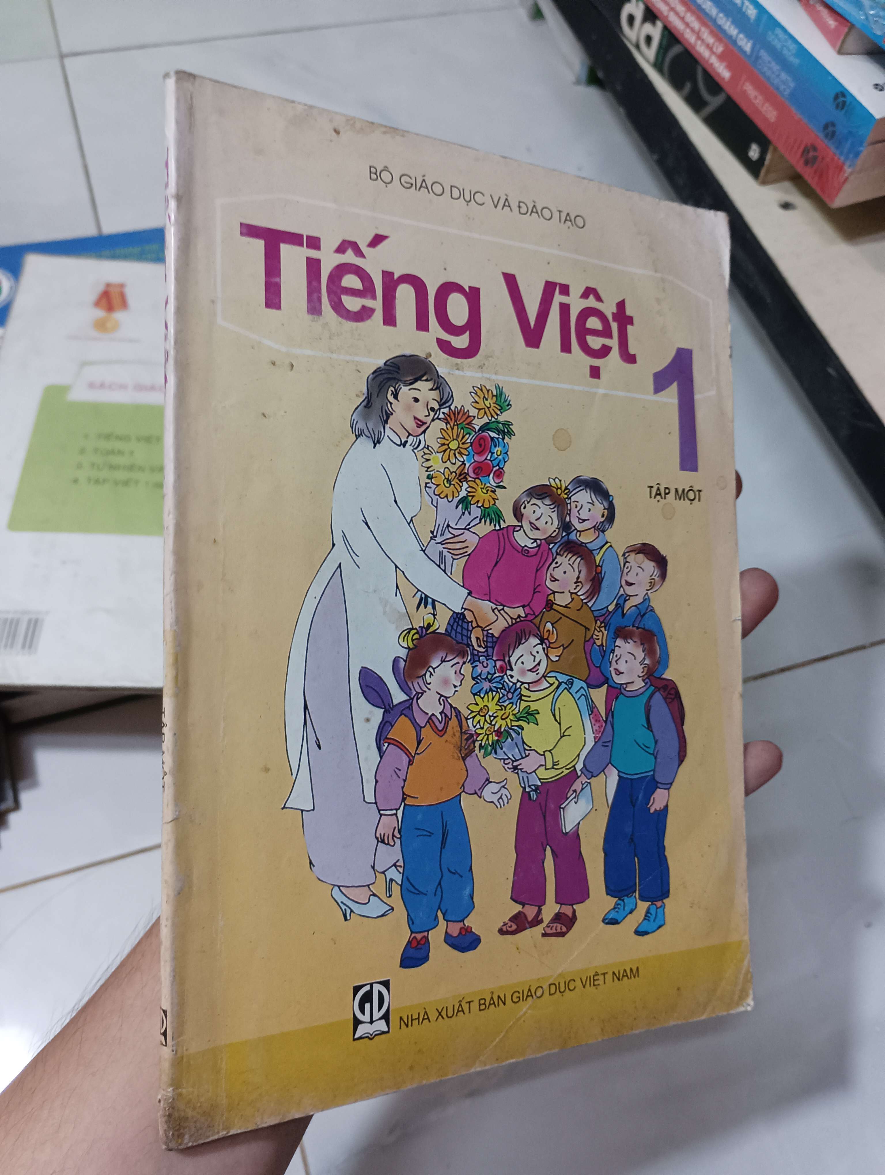 Tiếng Việt 1 - Tập một 2017 80% (Giáo khoa) HLSC