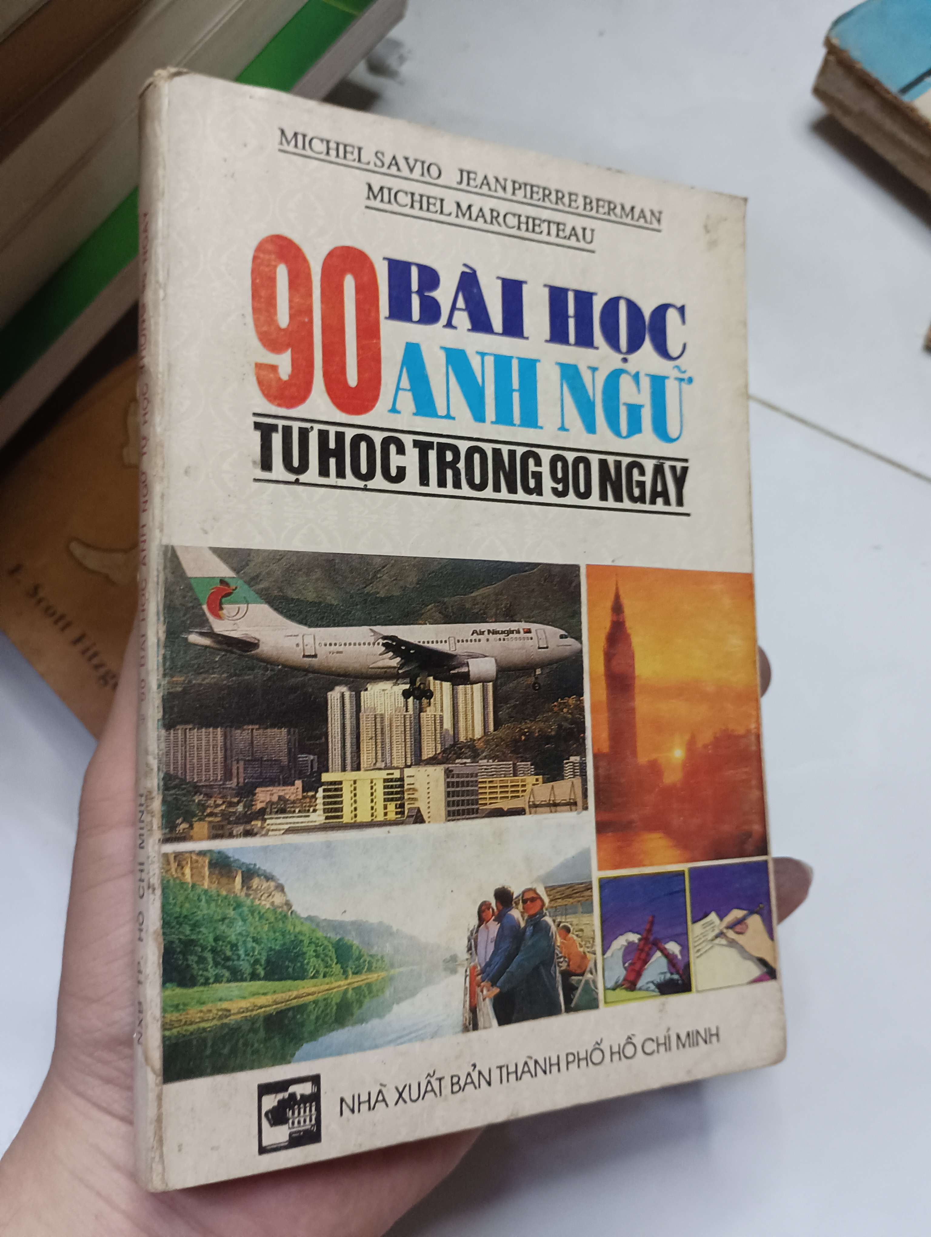 90 BÀI HỌC ANH NGỮ TỰ HỌC TRONG 90 NGÀY 1990 70% ố có viết (Sách học ngoại ngữ) HLSC