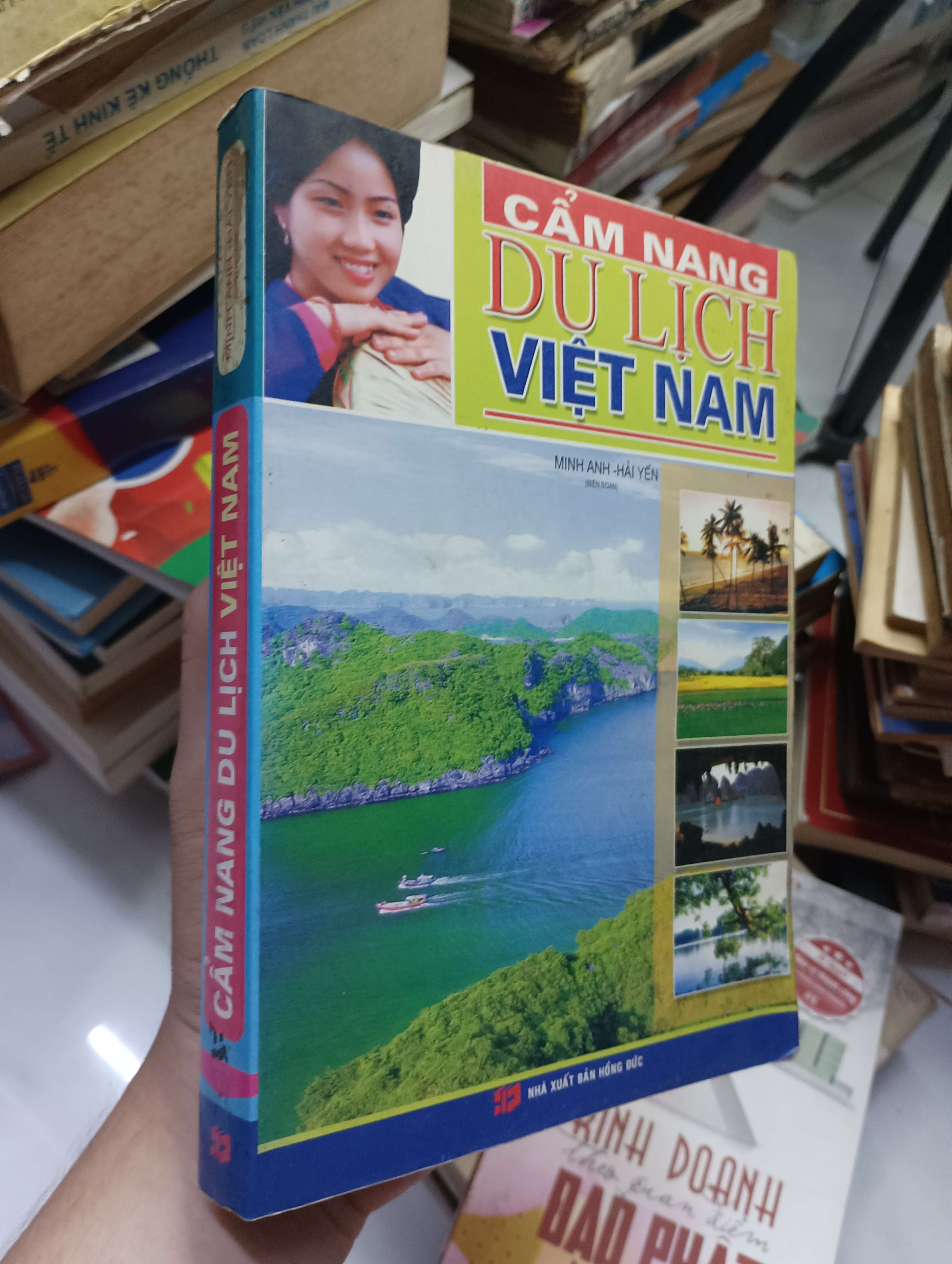 Cẩm nang du lịch Việt Nam - Minh Anh & Hải Yến 2008 80% ố (Sách kiến thức tổng hợp) HLSC