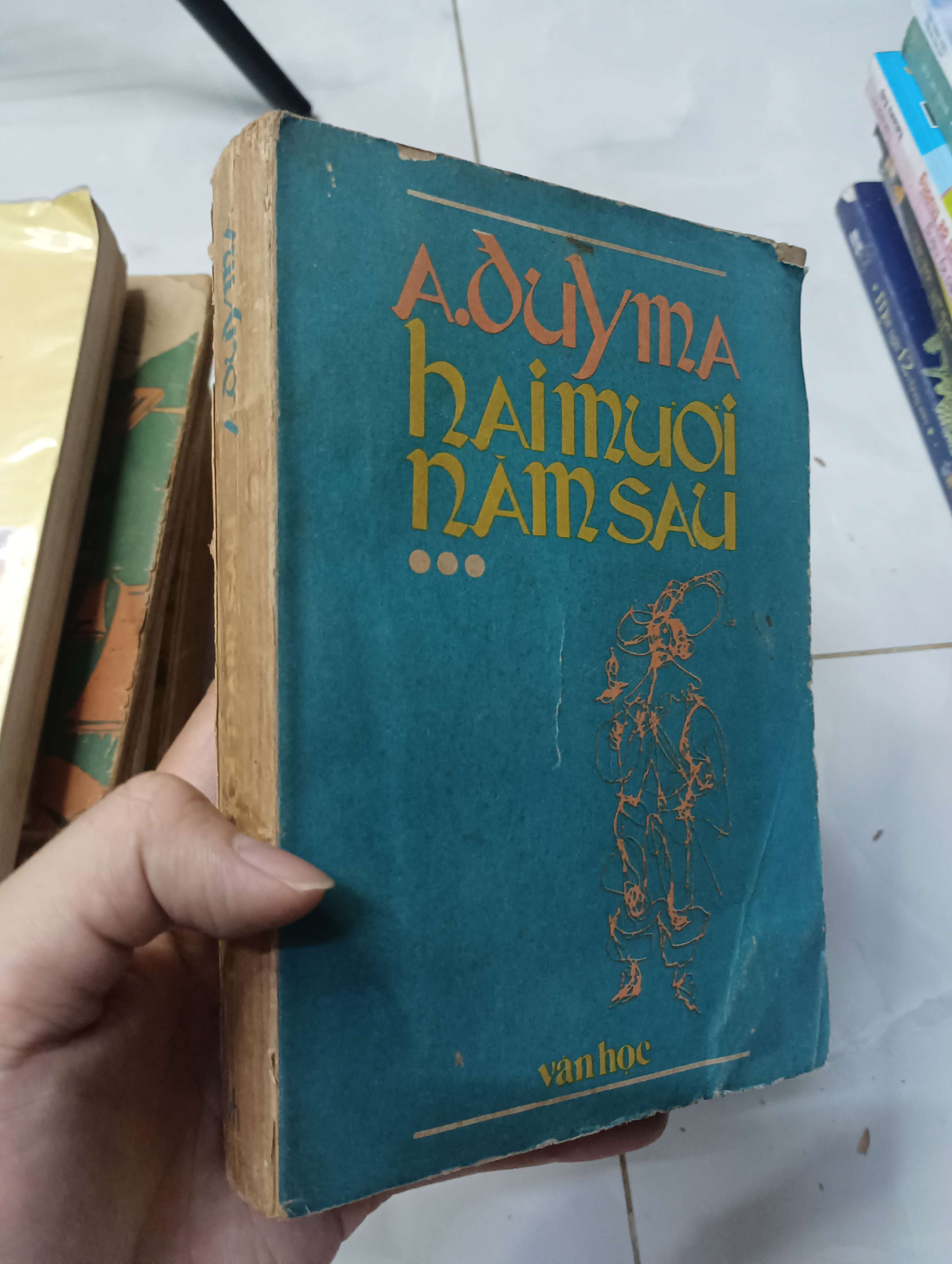 Hai mươi năm sau tập 3 - Alexandre Dumas 1987 70% ố (Văn học nước ngoài) HLSC