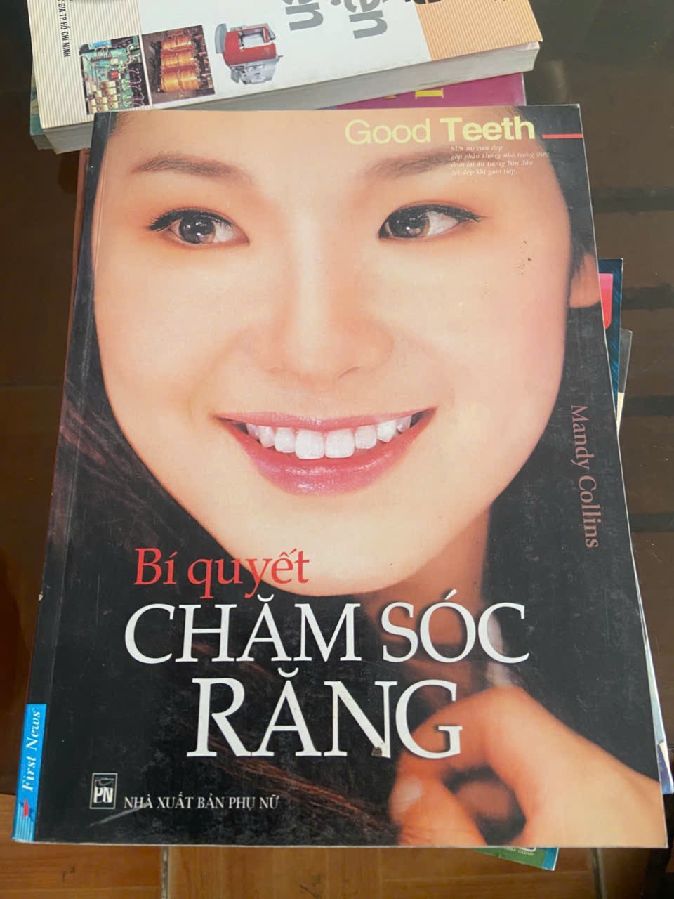 Bí quyết chăm sóc răng - Mandy Collins Mới 80% (Sách Y học - Sức khỏe - Thể thao) VAVO
