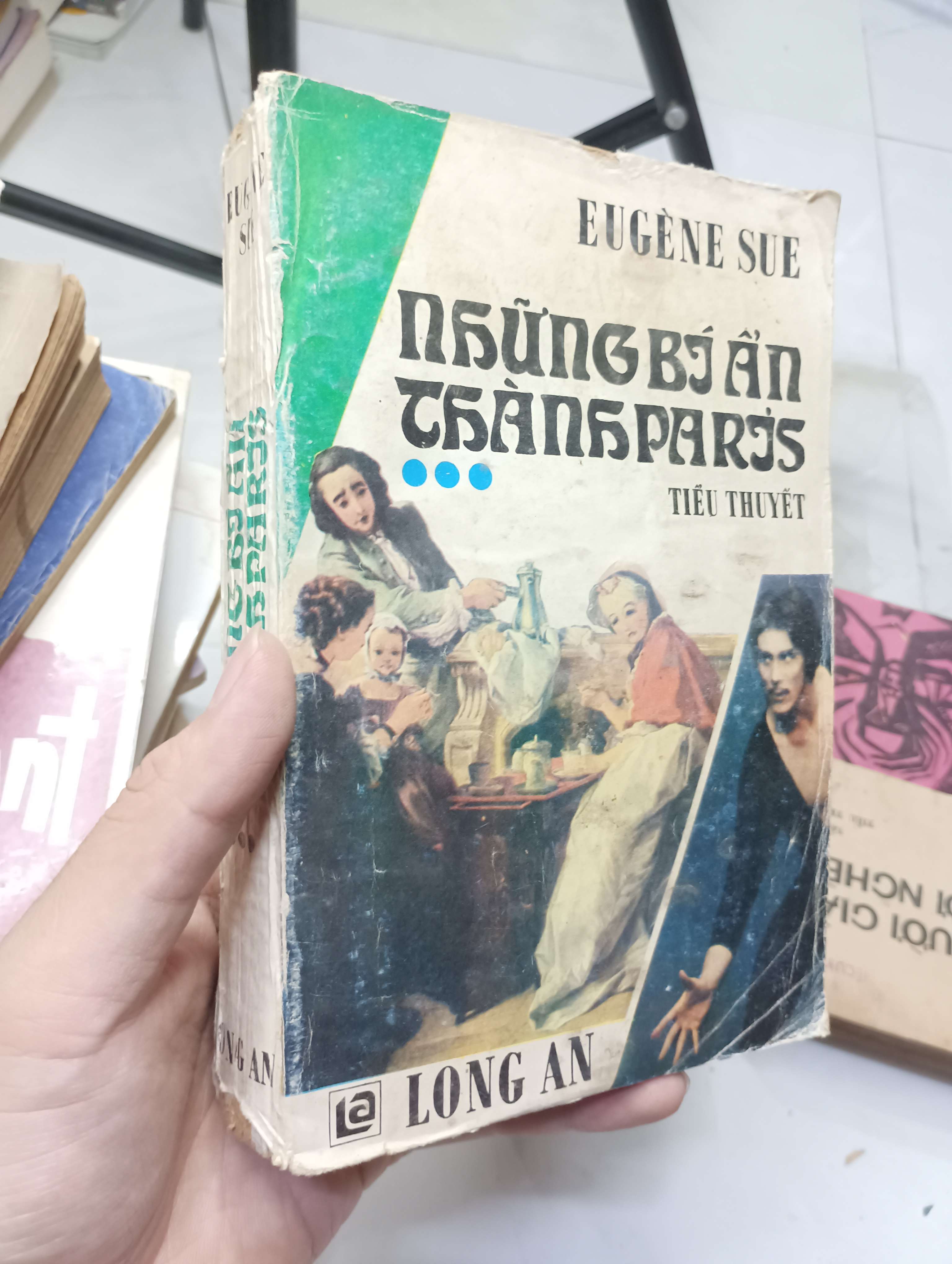 Những bí ẩn thành Paris tập 3 - Eugène Sue 1989 70% bìa xấu gáy xấu (Tiểu Thuyết) HLSC