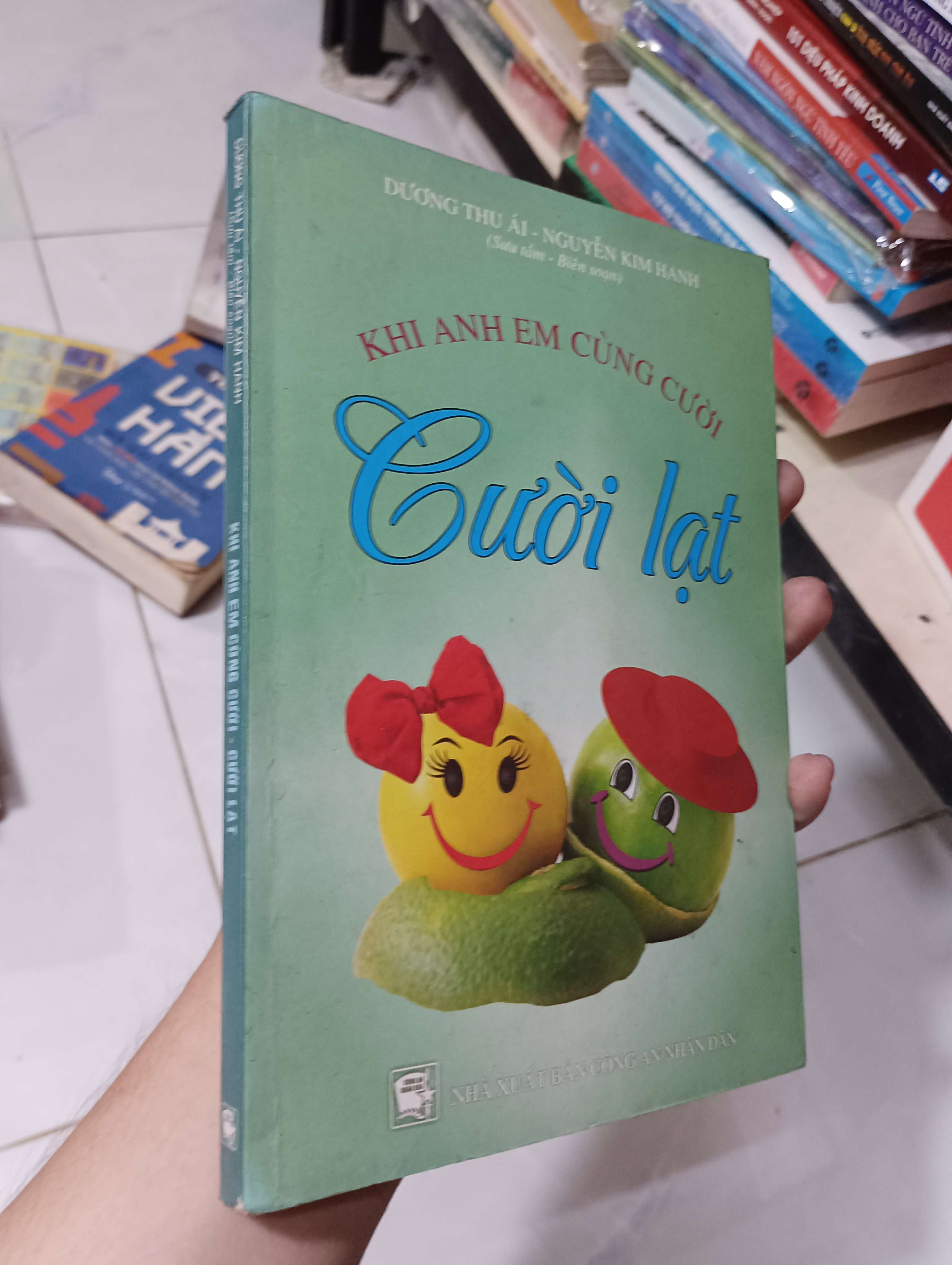 Khi anh em cùng cười - Cười lạt 2010 80% (Truyện cười) HLSC