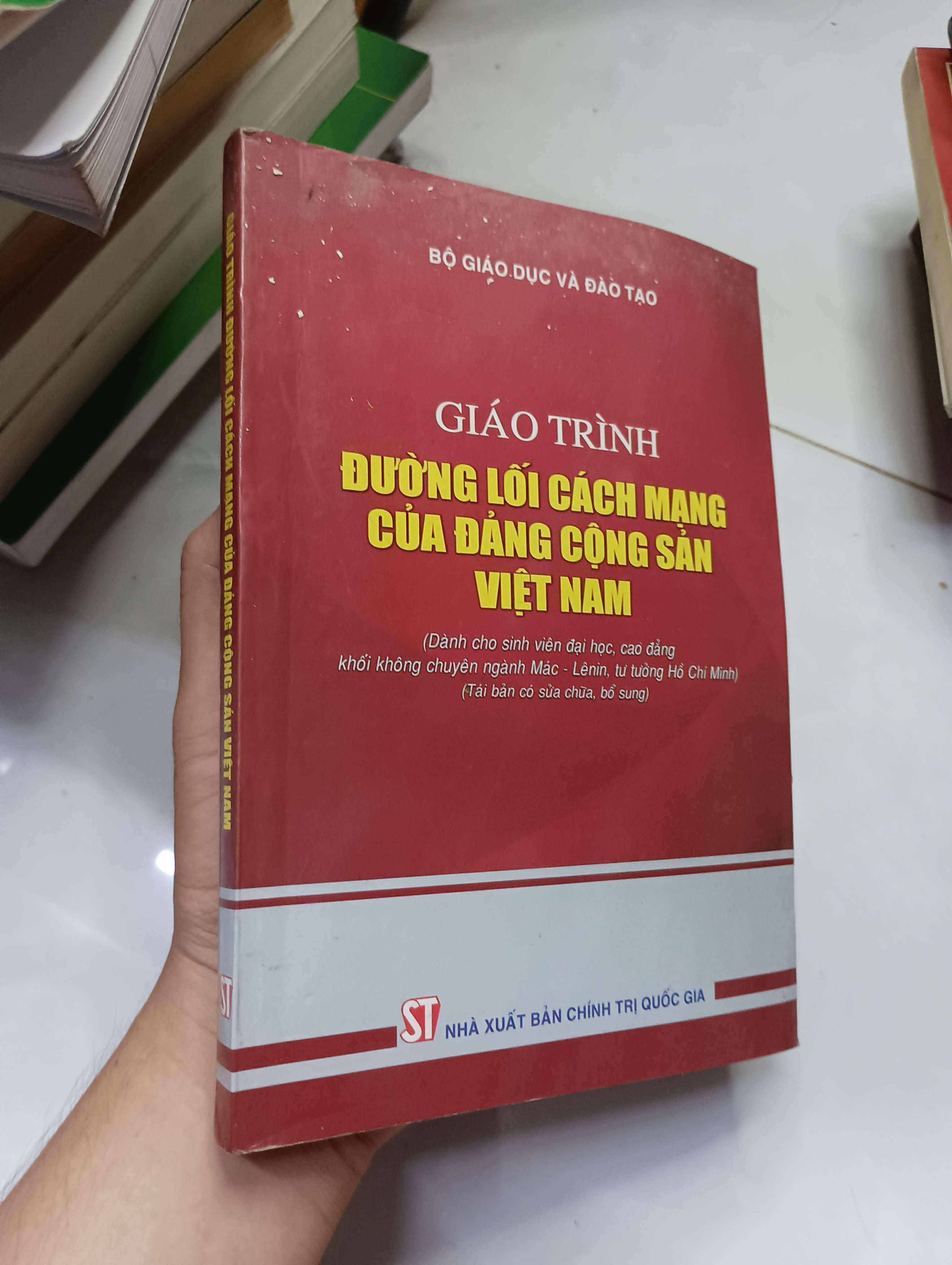 Giáo Trình Đường Lối Cách Mạng Của Đảng Cộng Sản Việt Nam 2010 80% (Sách giáo khoa - giáo trình) HLSC