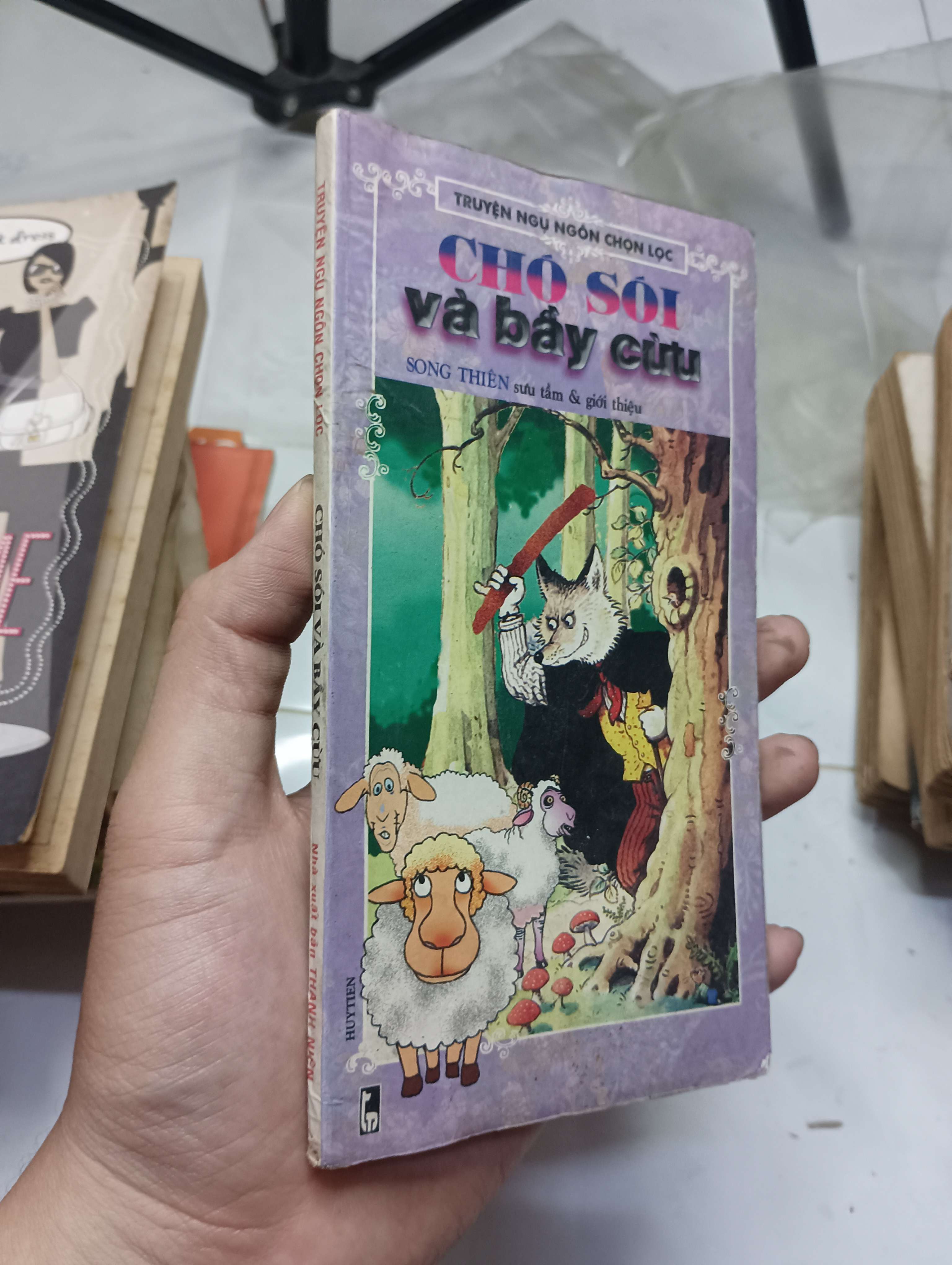 Chó Sói Và Bầy Cừu - Song Thiên 2005 70% ố bung mục lục (Truyện Ngắn) HLSC