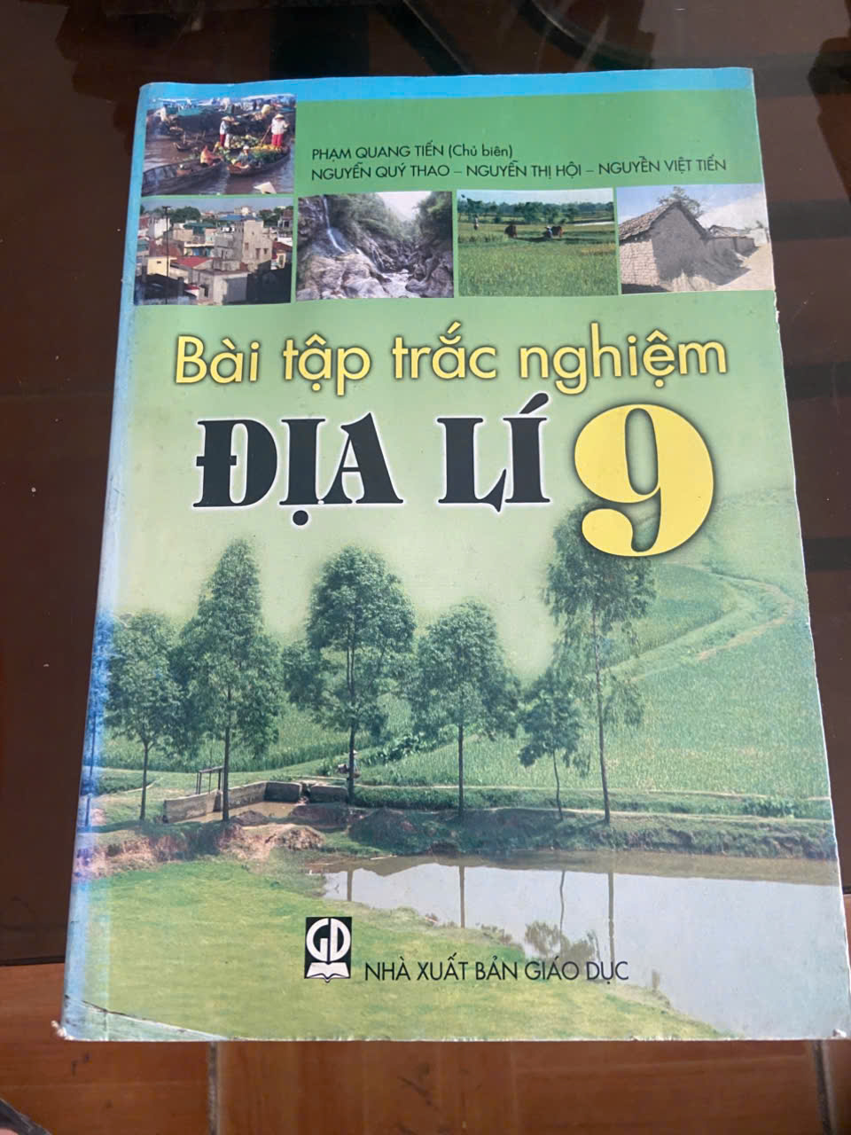 Bài tập trắc nghiệm địa lý lớp 9 Mới 80% (Sách giáo khoa - giáo trình) VAVO