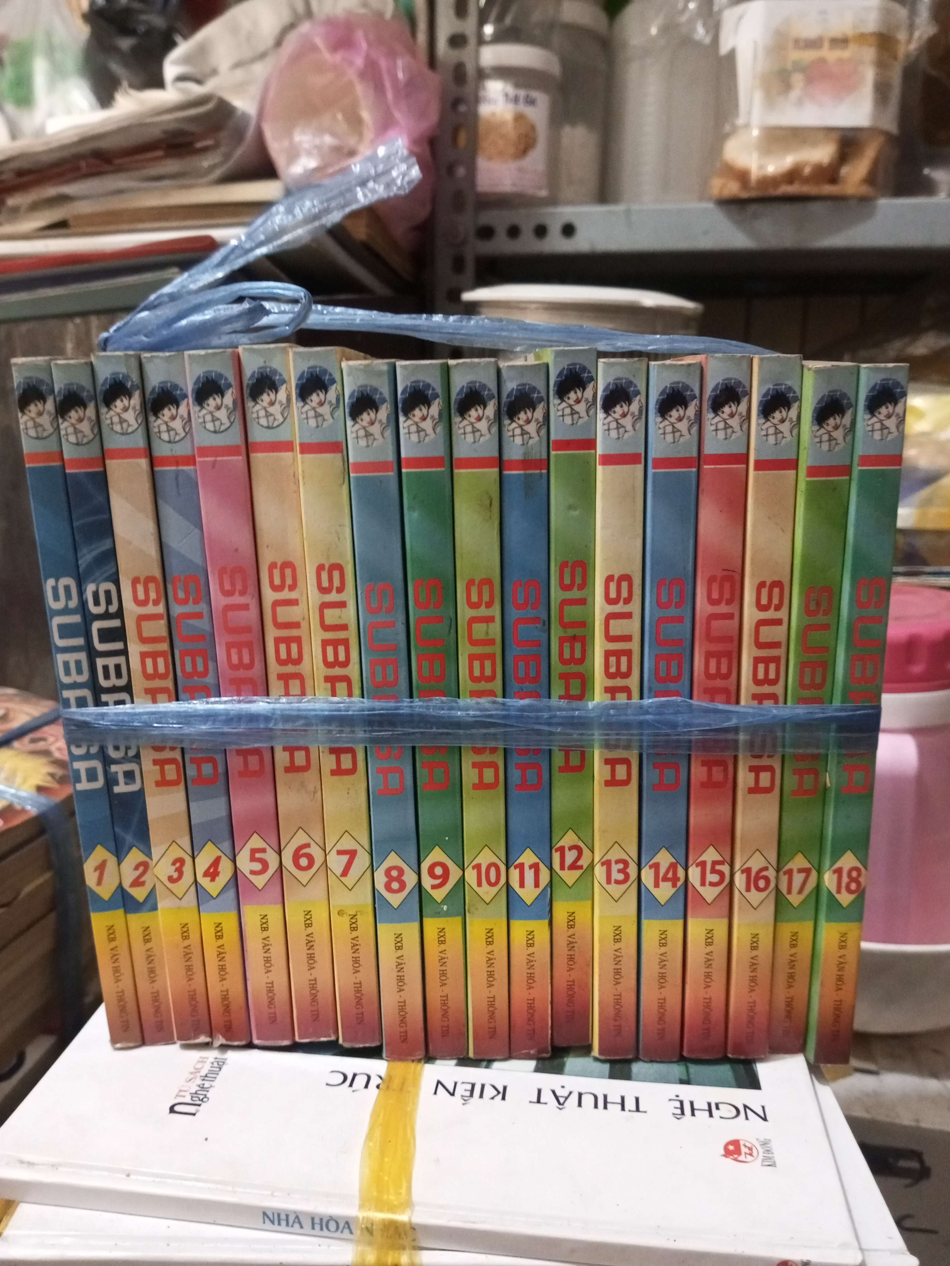 18 cuốn Subasa (Truyện tranh ) BGB