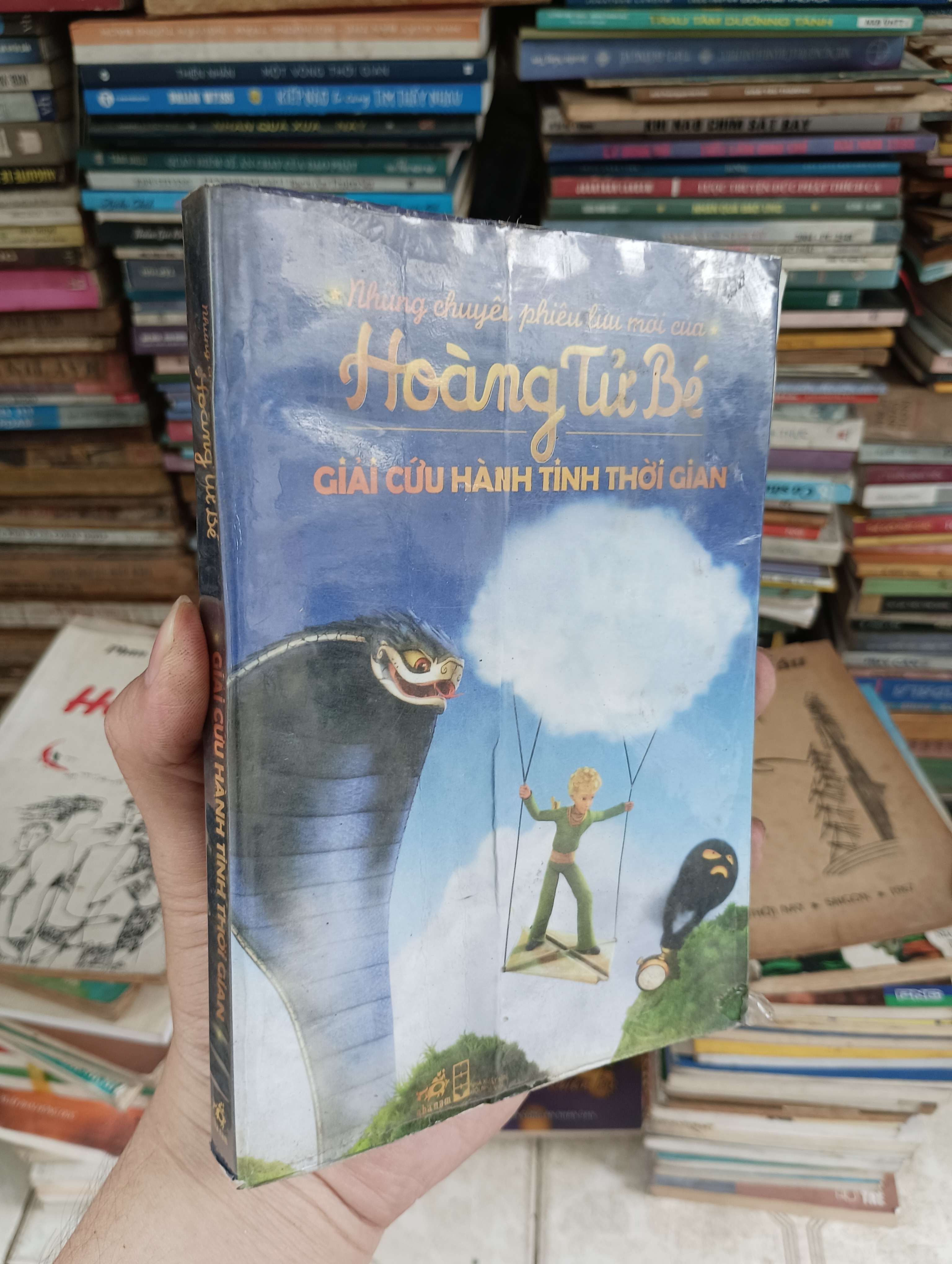 Những Chuyến Phiêu Lưu Mới Của Hoàng Tử Bé: Giải Cứu Hành Tinh Thời Gian 2013 (Sách thiếu nhi) BGB