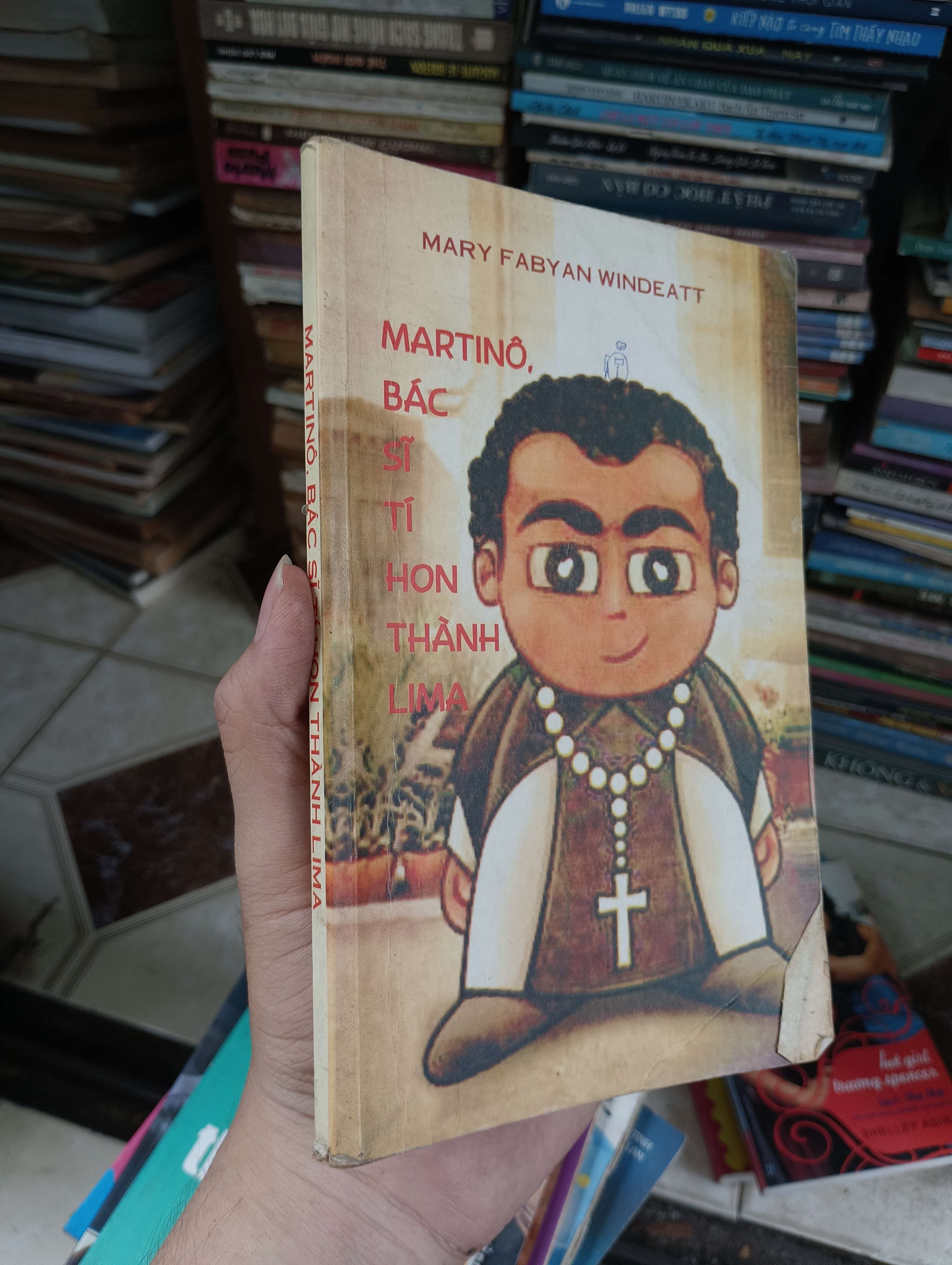 Martinô, bác sĩ tí hon thành Lima - Mary Fabyan Windeatt 2011 (Sách thiếu nhi) BGB