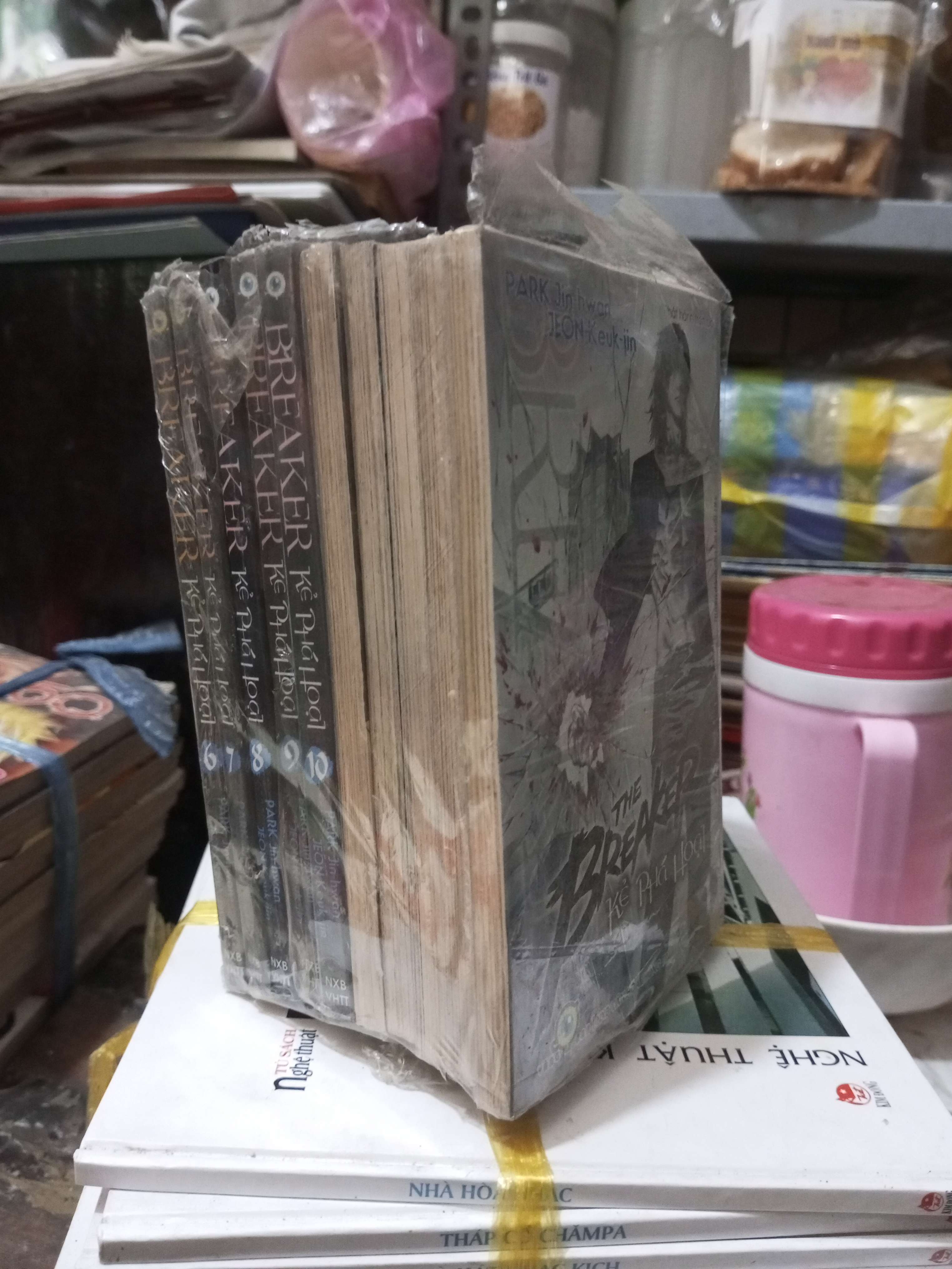 10 cuốn The Breaker Kẻ Phá Hoại (Truyện tranh ) BGB