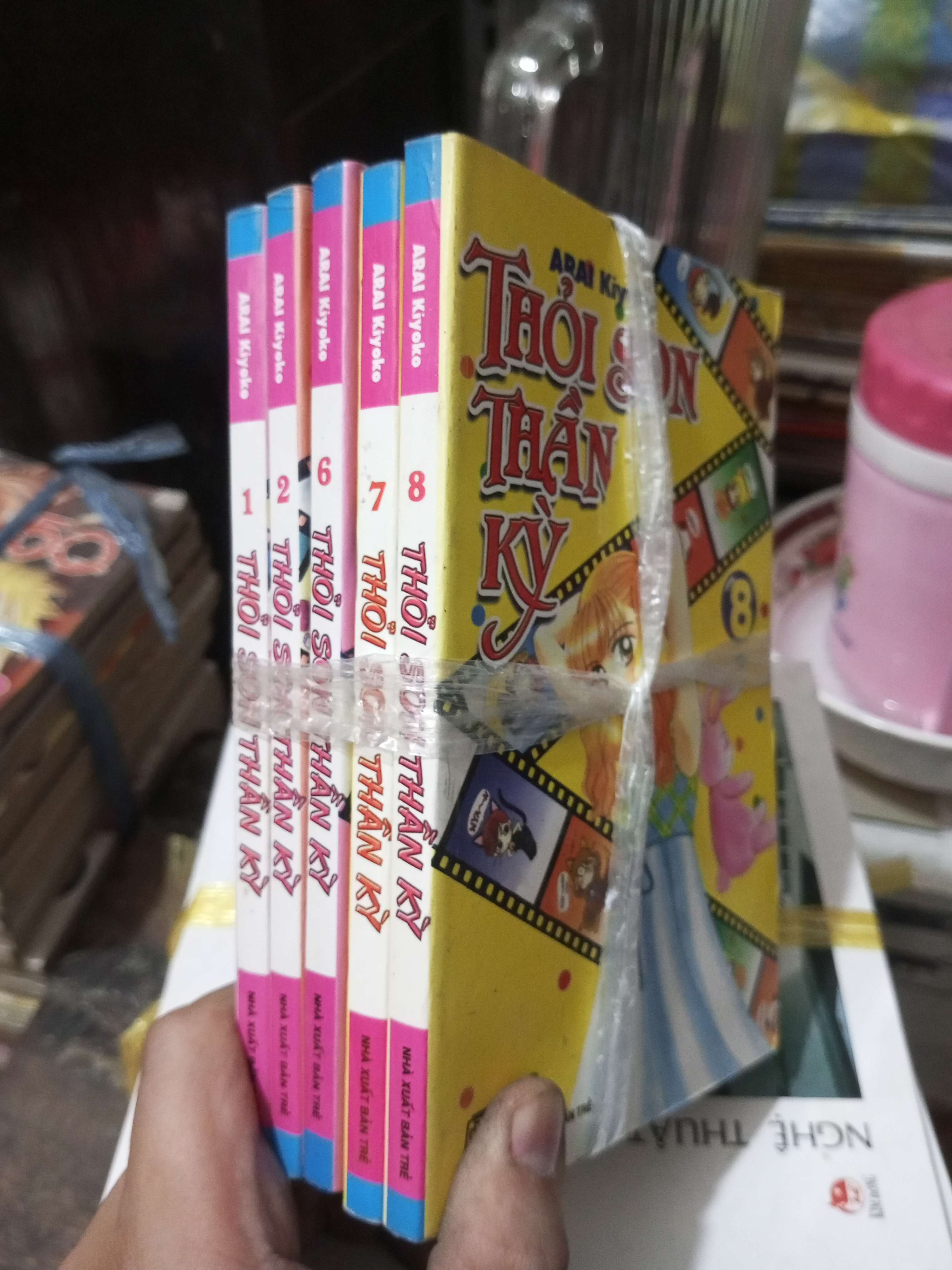 5 cuốn thời gian thần kỳ (Truyện tranh ) BGB