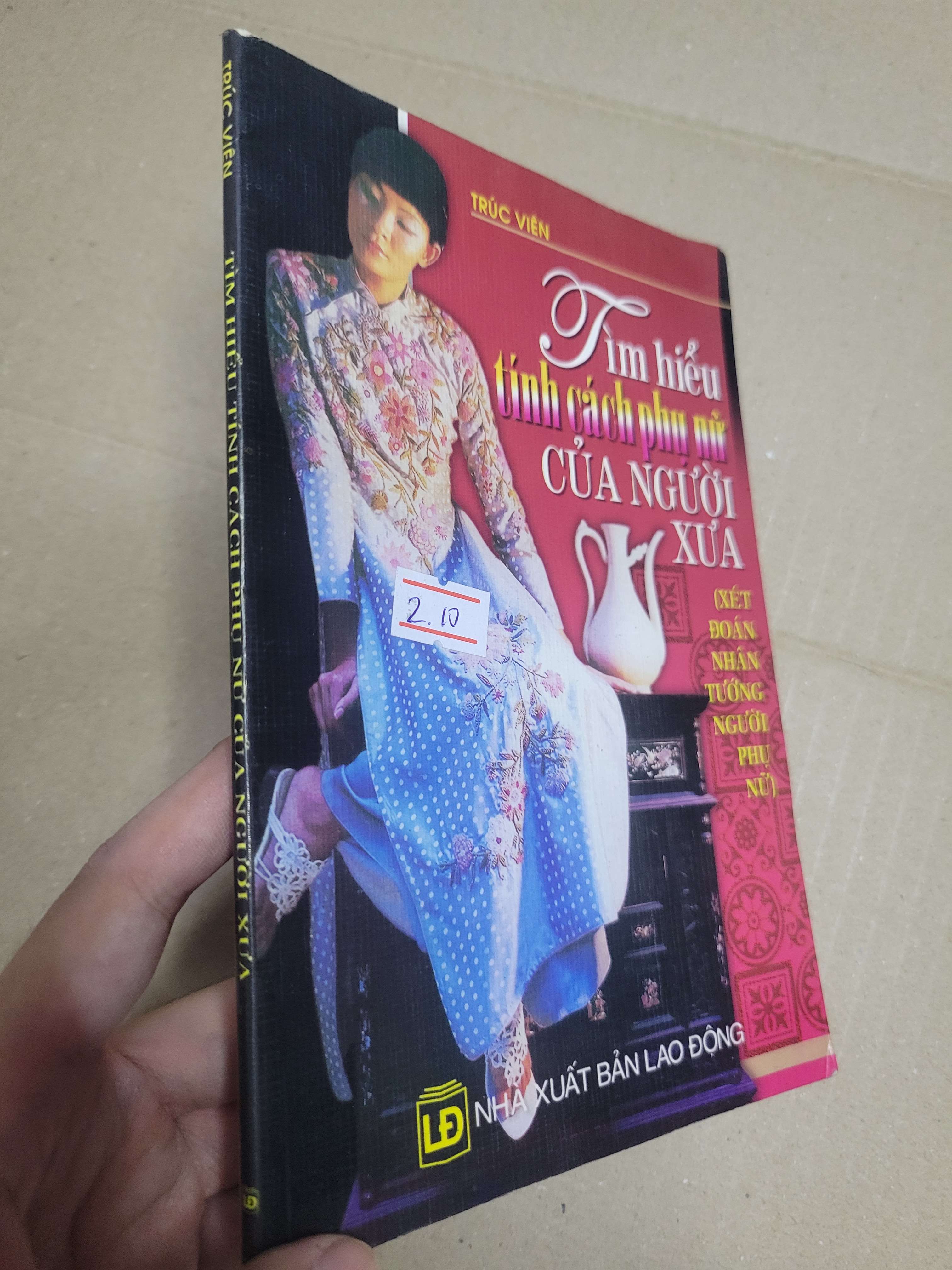 Tìm hiểu tính cách phụ nữ của người xưa - Trúc Viên 2006 mới 70% bẩn bìa, ố, có chữ viết note nhiều (Kỹ năng sống) HCM